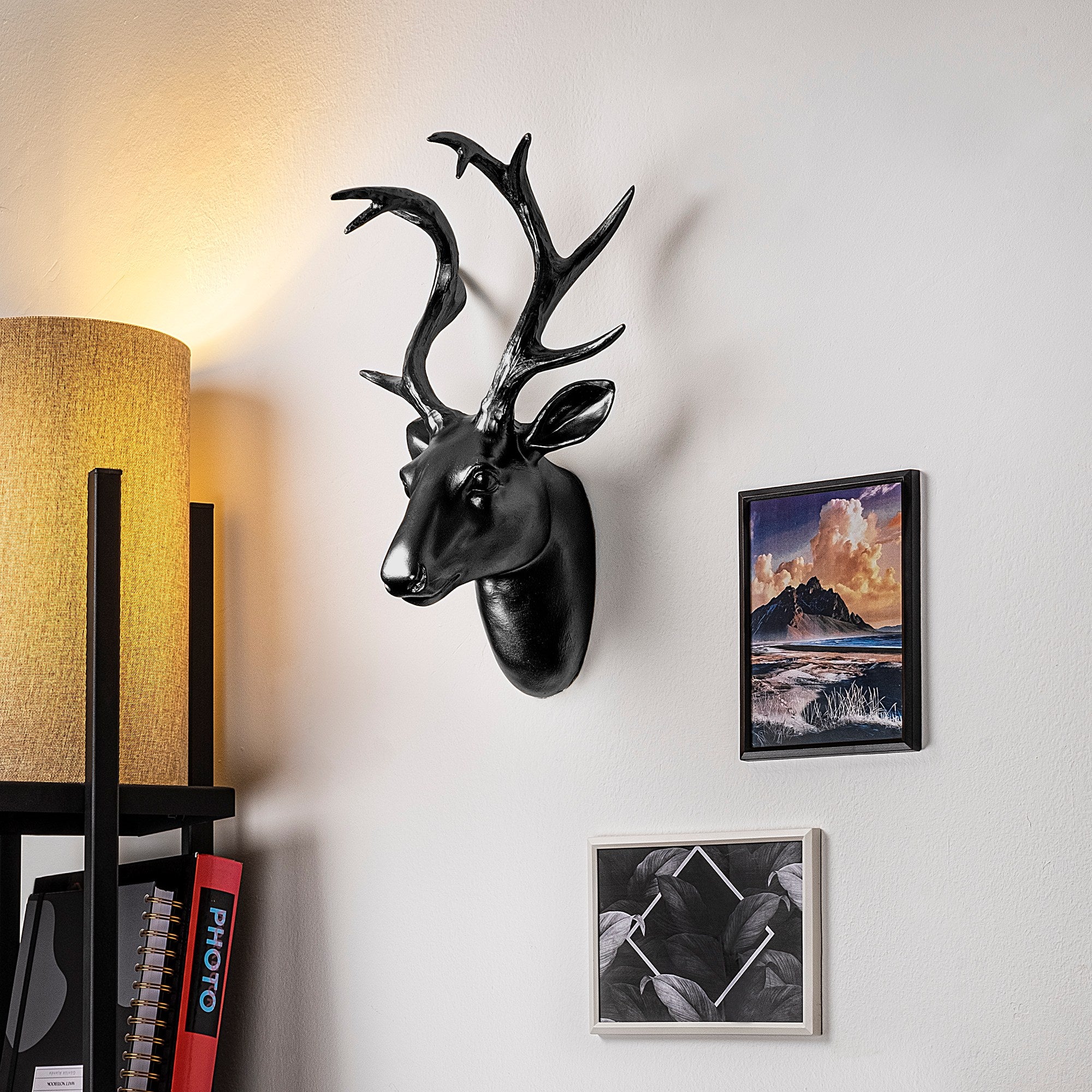 Acessório decorativo de parede – 26 x 38 x 17 cm – Preto – 100% poliéster