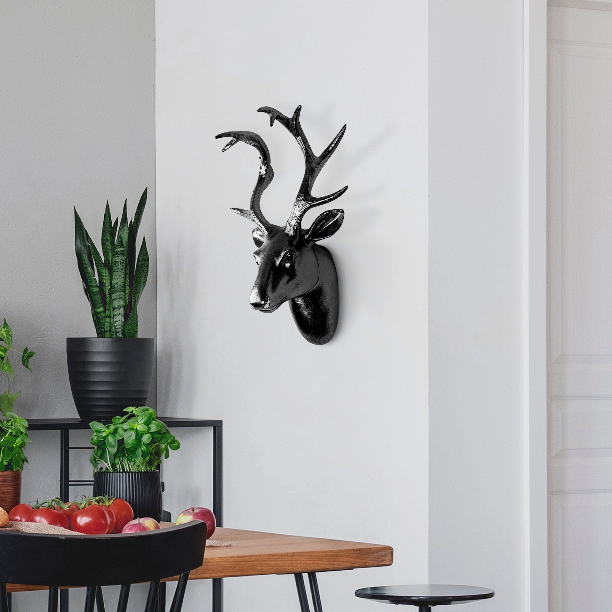 Acessório decorativo de parede – 26 x 38 x 17 cm – Preto – 100% poliéster