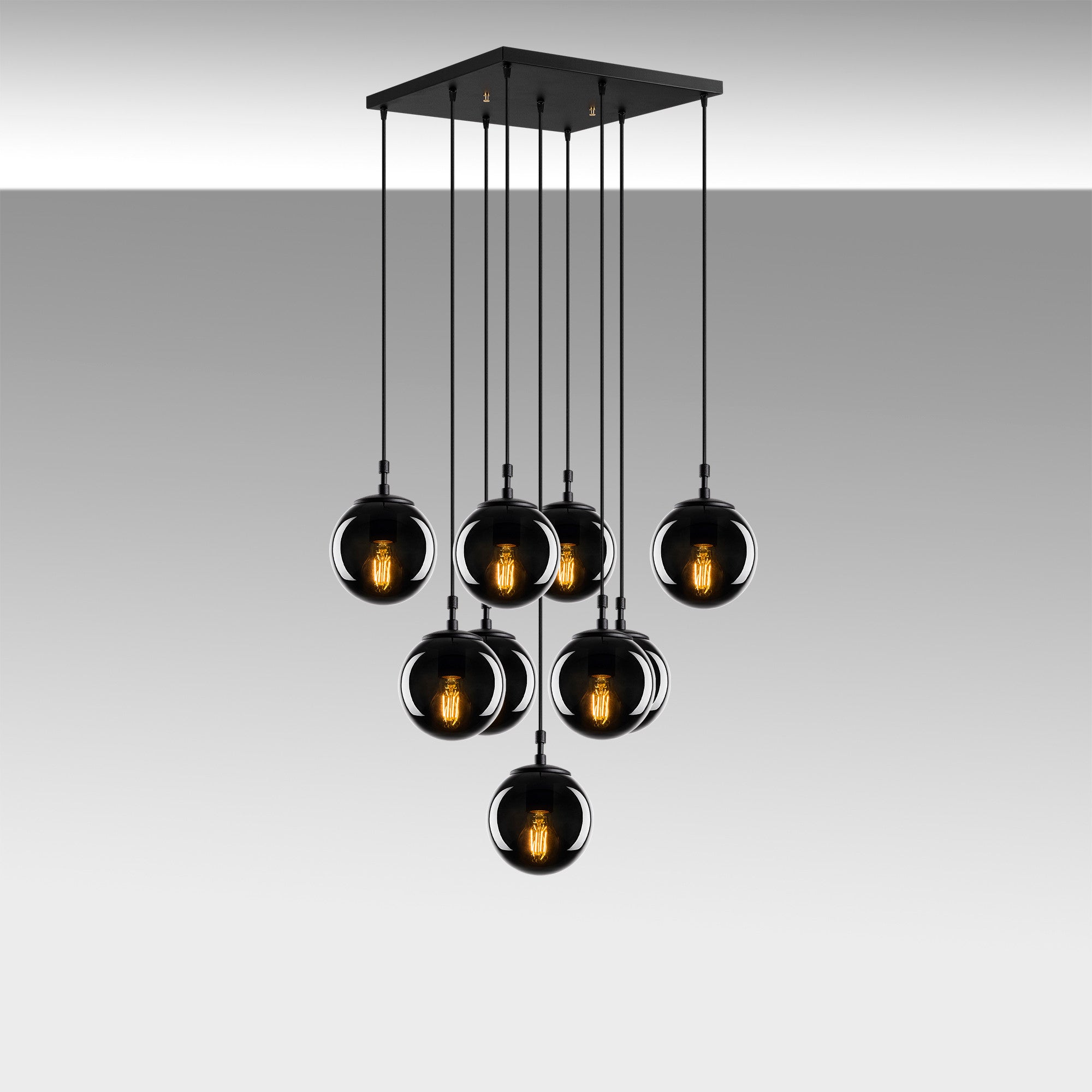 Candeeiro de Teto – 78 x 78 cm – Preto e Fumado – Ferro
