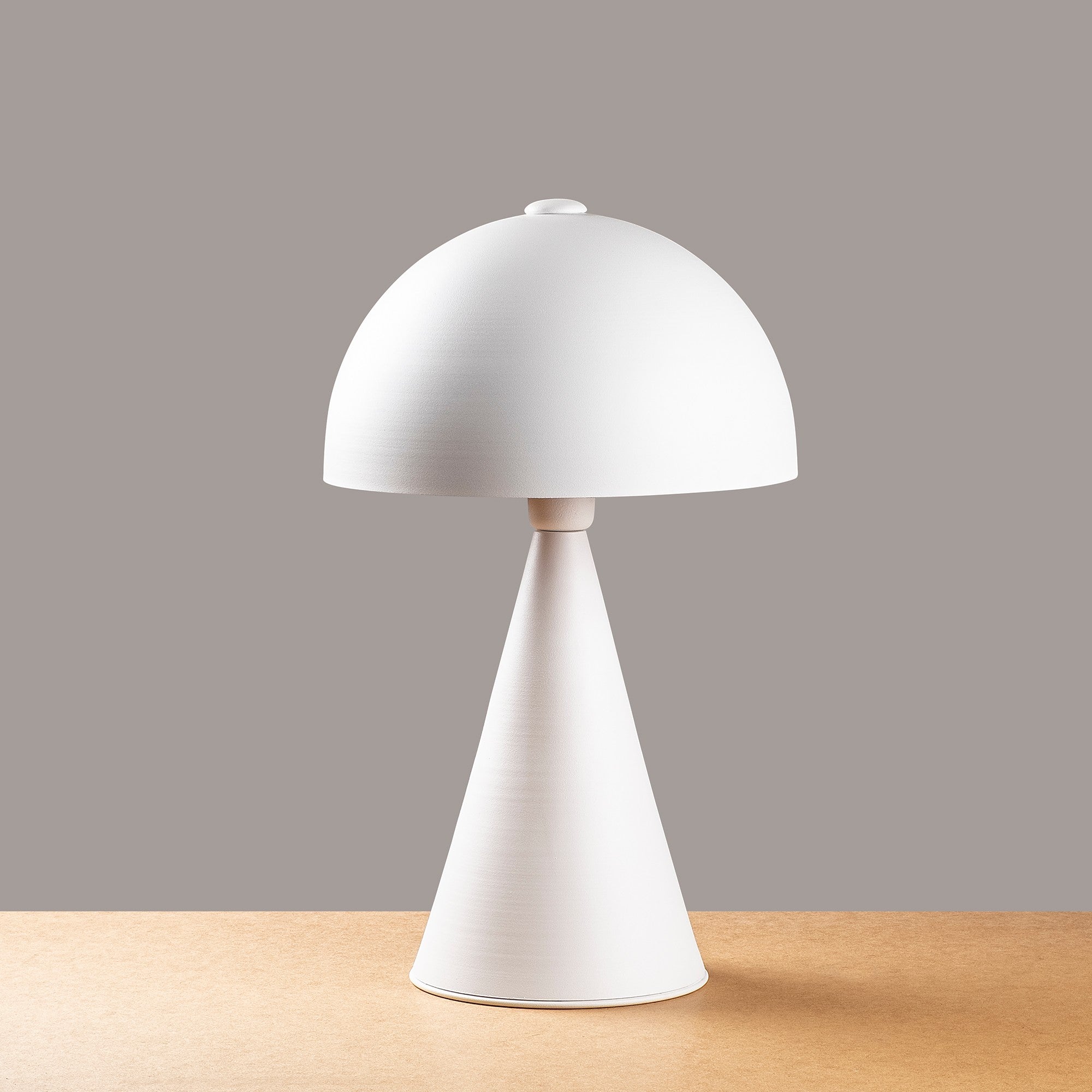 Candeeiro de Mesa – 30 x 30 cm – Branco – Metal