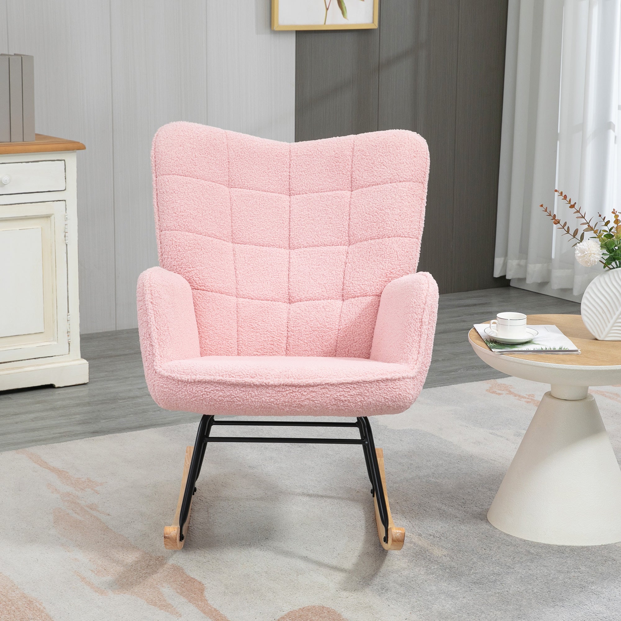 Poltrona Baloiço em Borrego Rosa – 71x92x101 cm – Poliéster, Madeira de Faia, Aço e Espuma