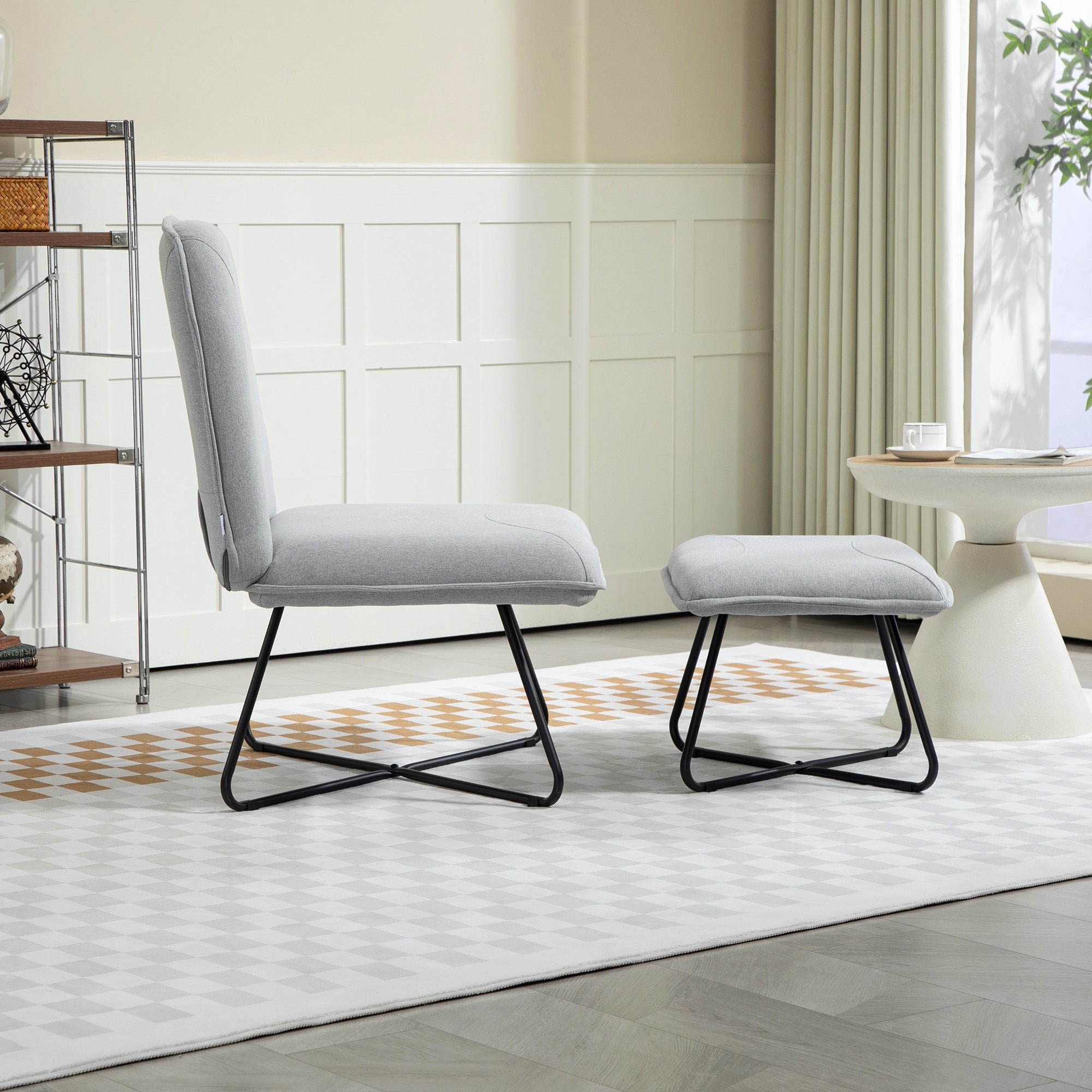 Poltrona de Sala de Estar – 68x81x89 cm – Cinza Claro – Tecido tipo linho com espuma e aço revestido a pó