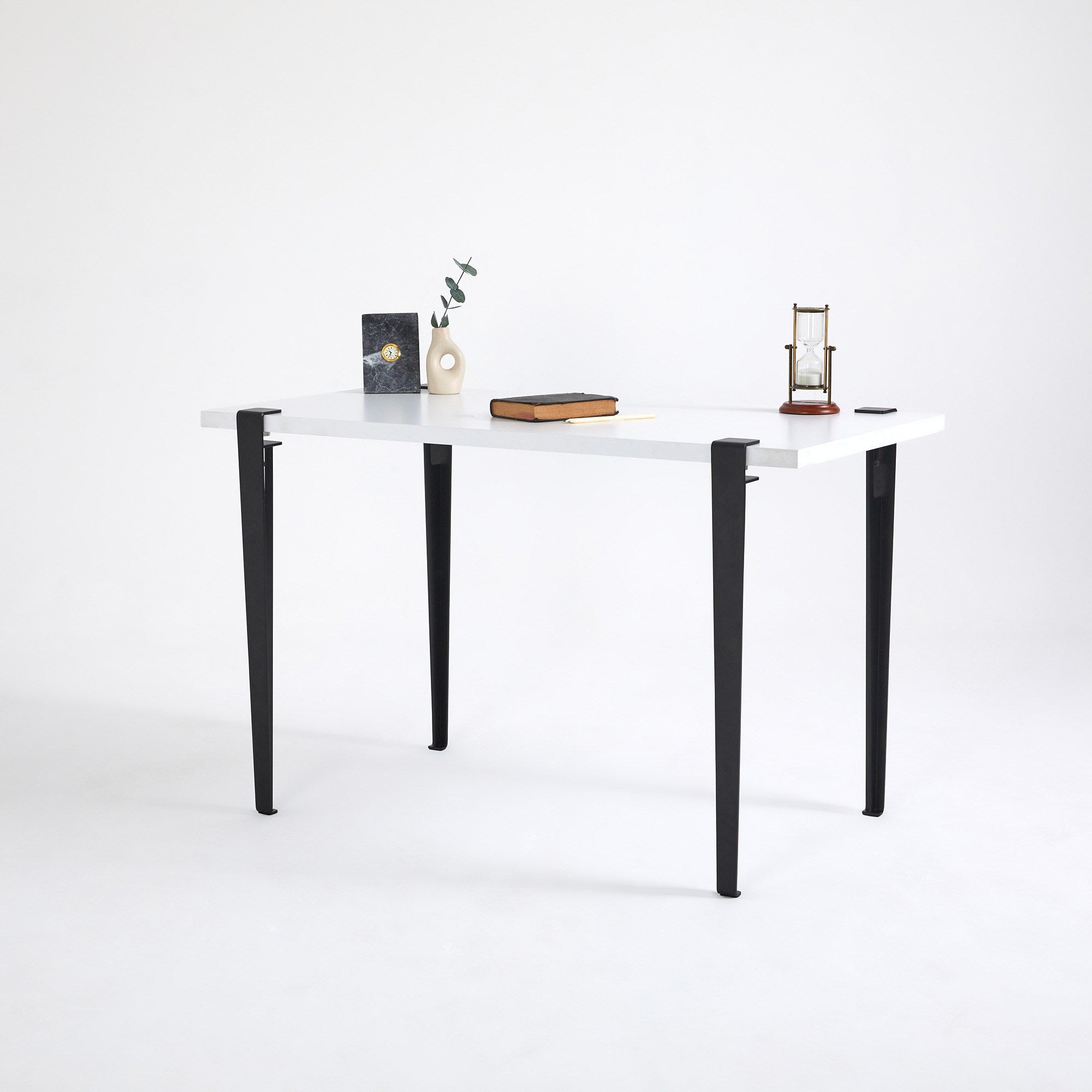 Secretária de Estudo Branca 120cm - Mesa Resistente com Pernas de Aço para 4 Pessoas - Montagem Rápida e Fácil