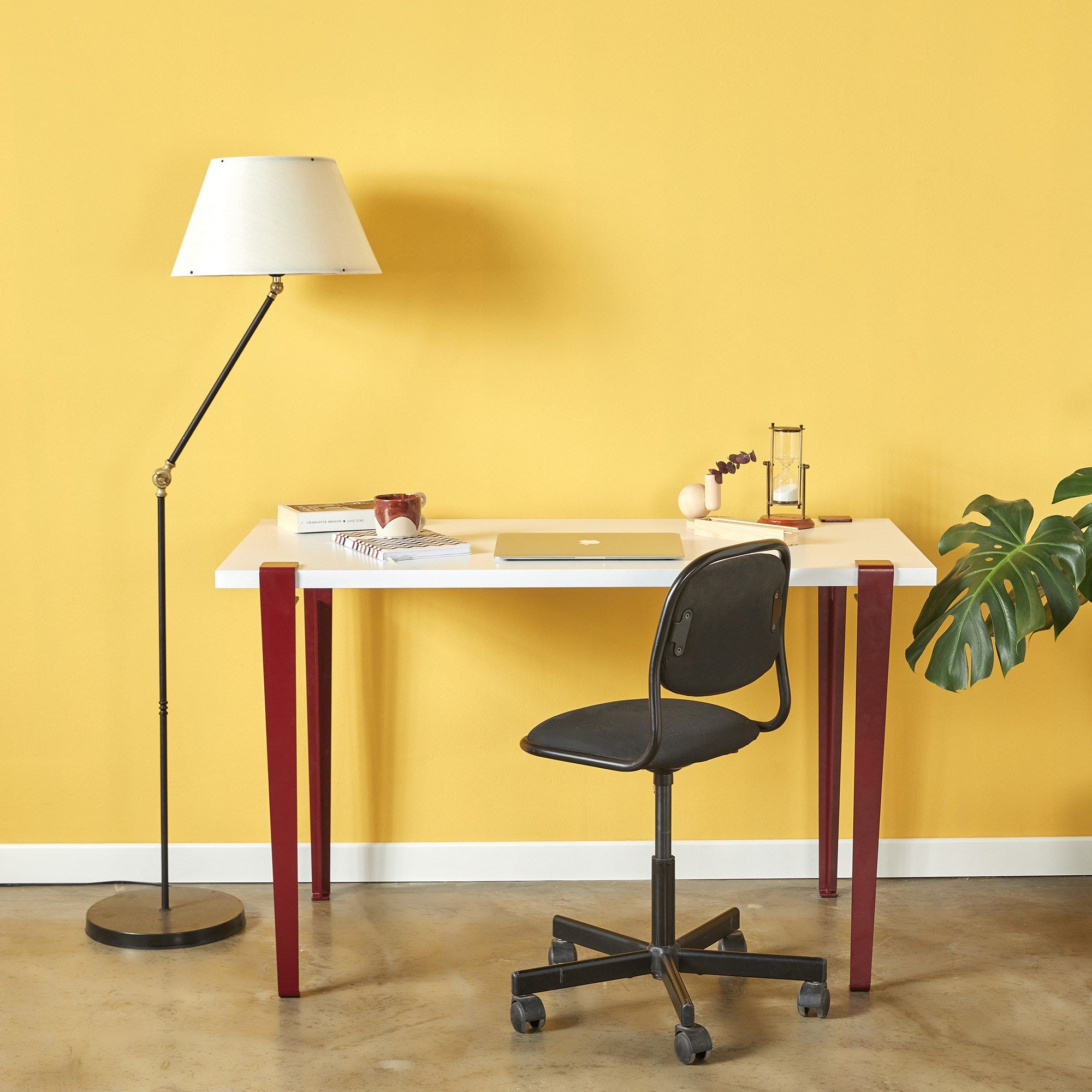Secretária de Estudo Branca e Bordô 120cm - Mesa Resistente para 4 Pessoas com Montagem Rápida