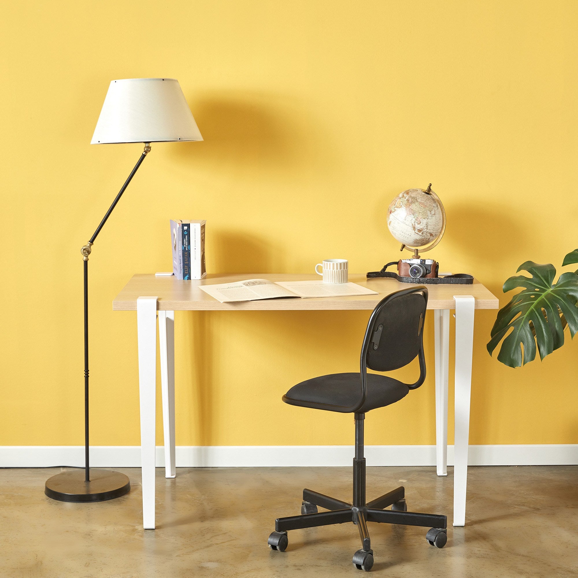 Secretária de Estudo em Madeira e Branco - Mesa Resistente 120cm para 4 Pessoas com Montagem Rápida