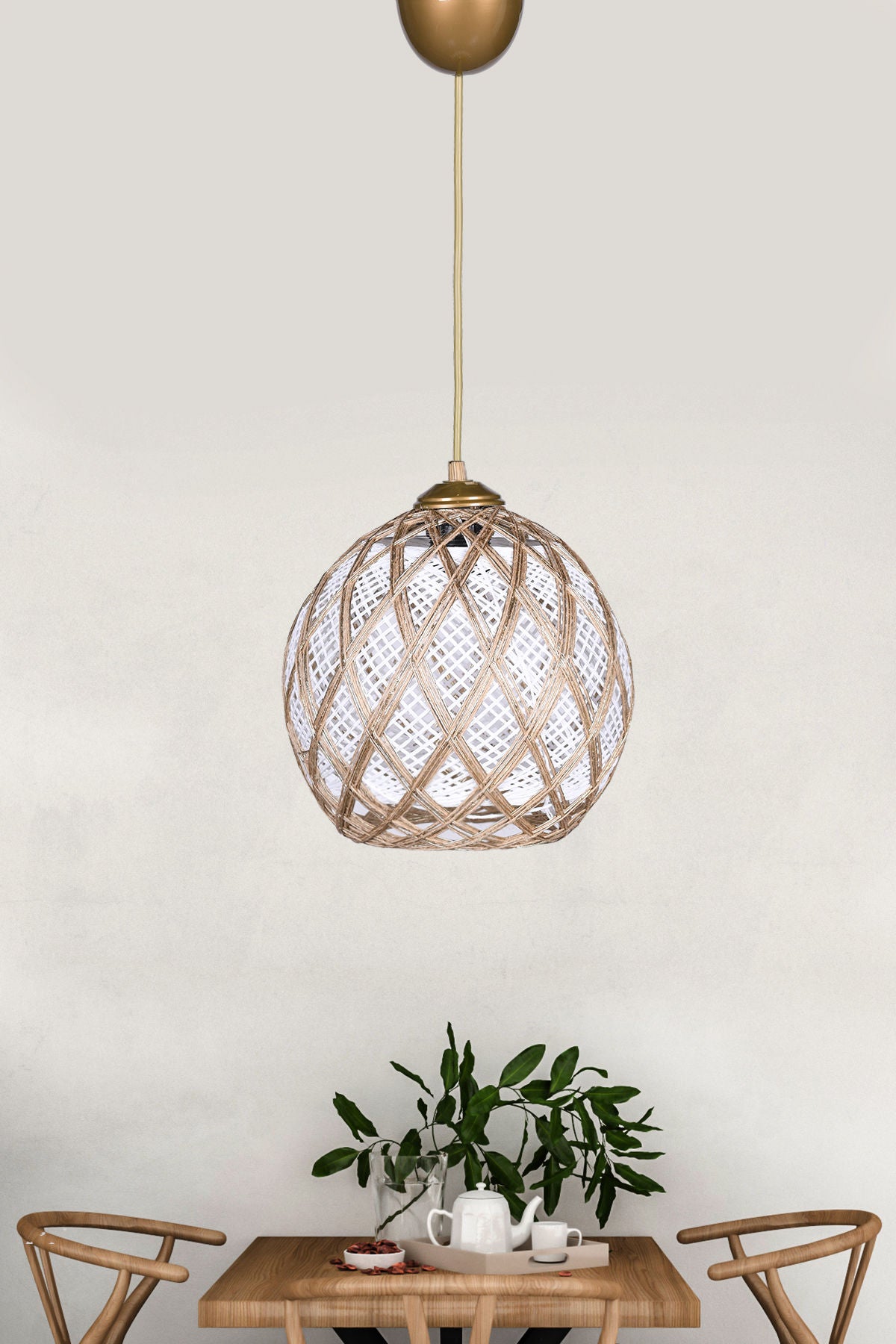 Candeeiro de Teto – 22 cm de diâmetro – Branco e Prateado – Plástico