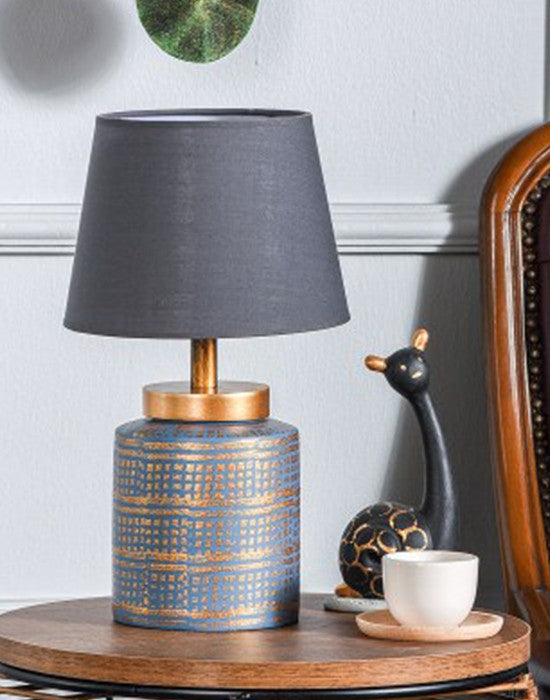 Candeeiro de Mesa – 13 cm largura, 36 cm altura, 20 cm largura da cúpula – Azul e Dourado – Metal