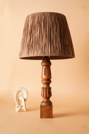 Candeeiro de Mesa – 33 cm x 58 cm – Marrom – Madeira