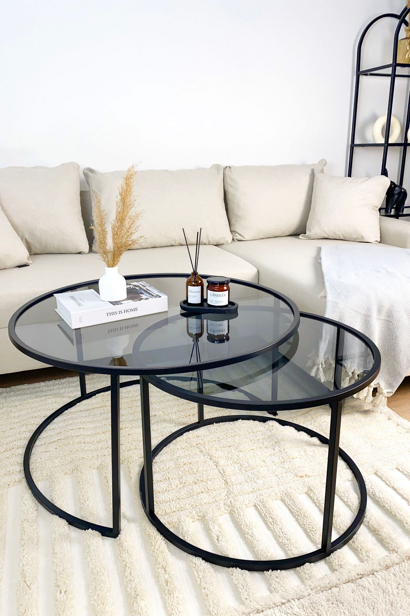 Mesa de Centro – 80 cm – Fumê e Preta – Vidro e Metal