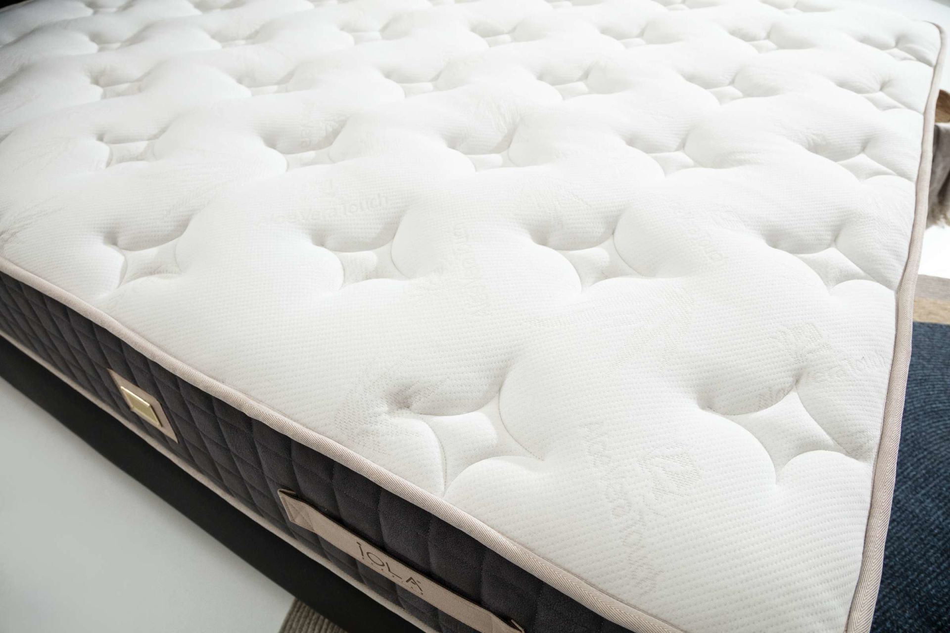 Colchão – 120 cm x 200 cm – Cinza Escuro – Poliéster