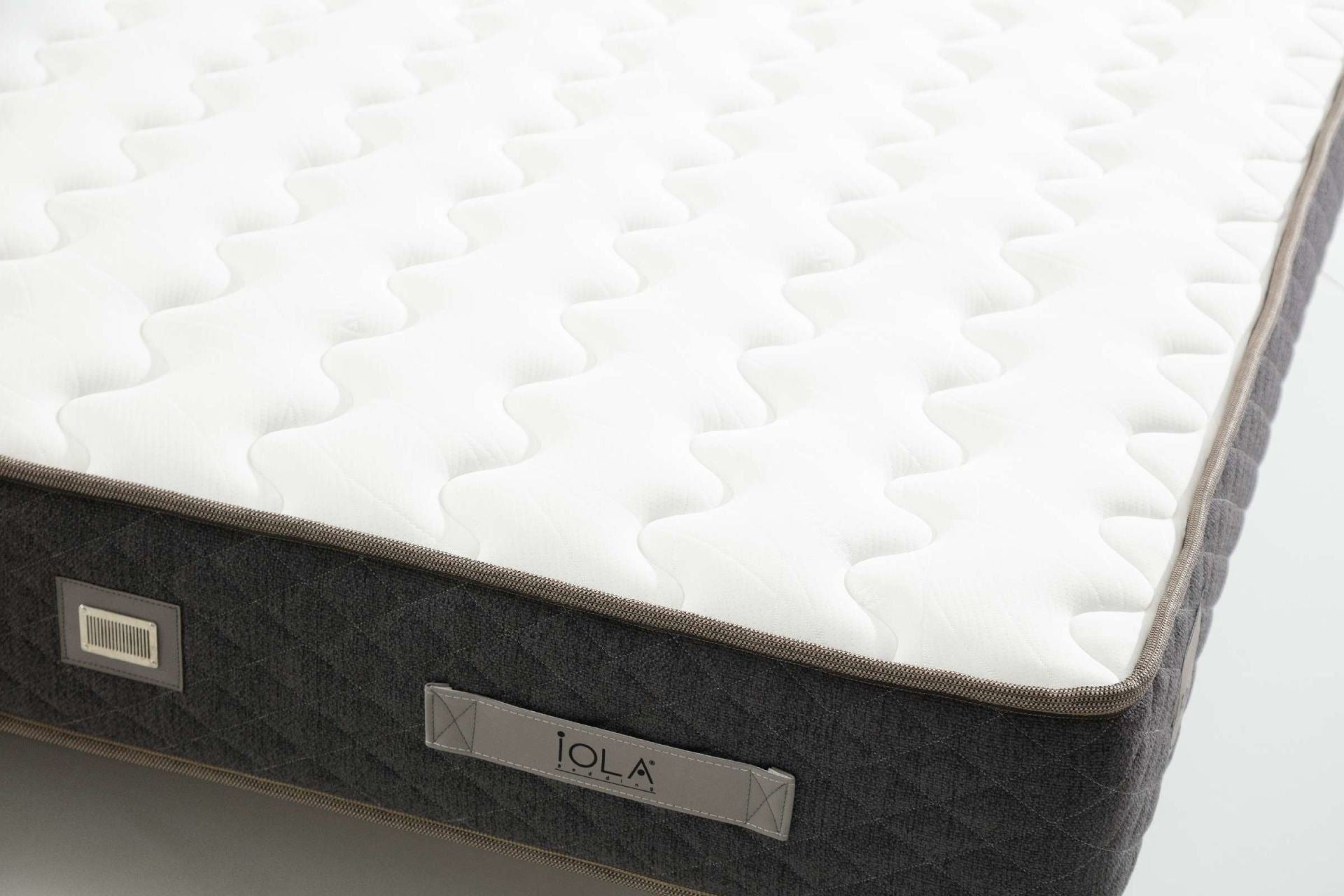 Colchão – 100 cm x 200 cm – Cinza Escuro – Poliester e Polipropileno