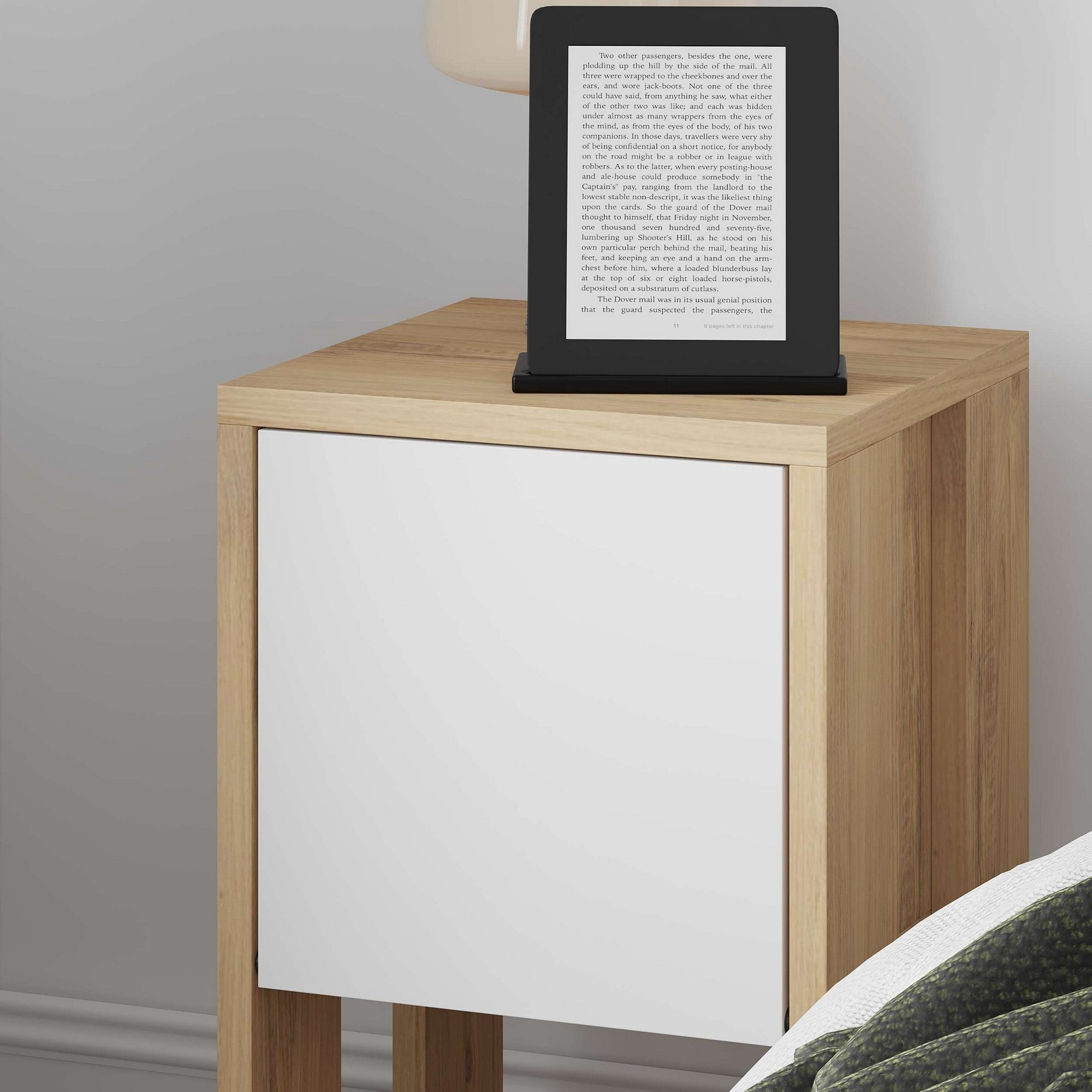 Mesa de cabeceira – 30cm x 55cm x 30cm – Branco – Aglomerado de partículas