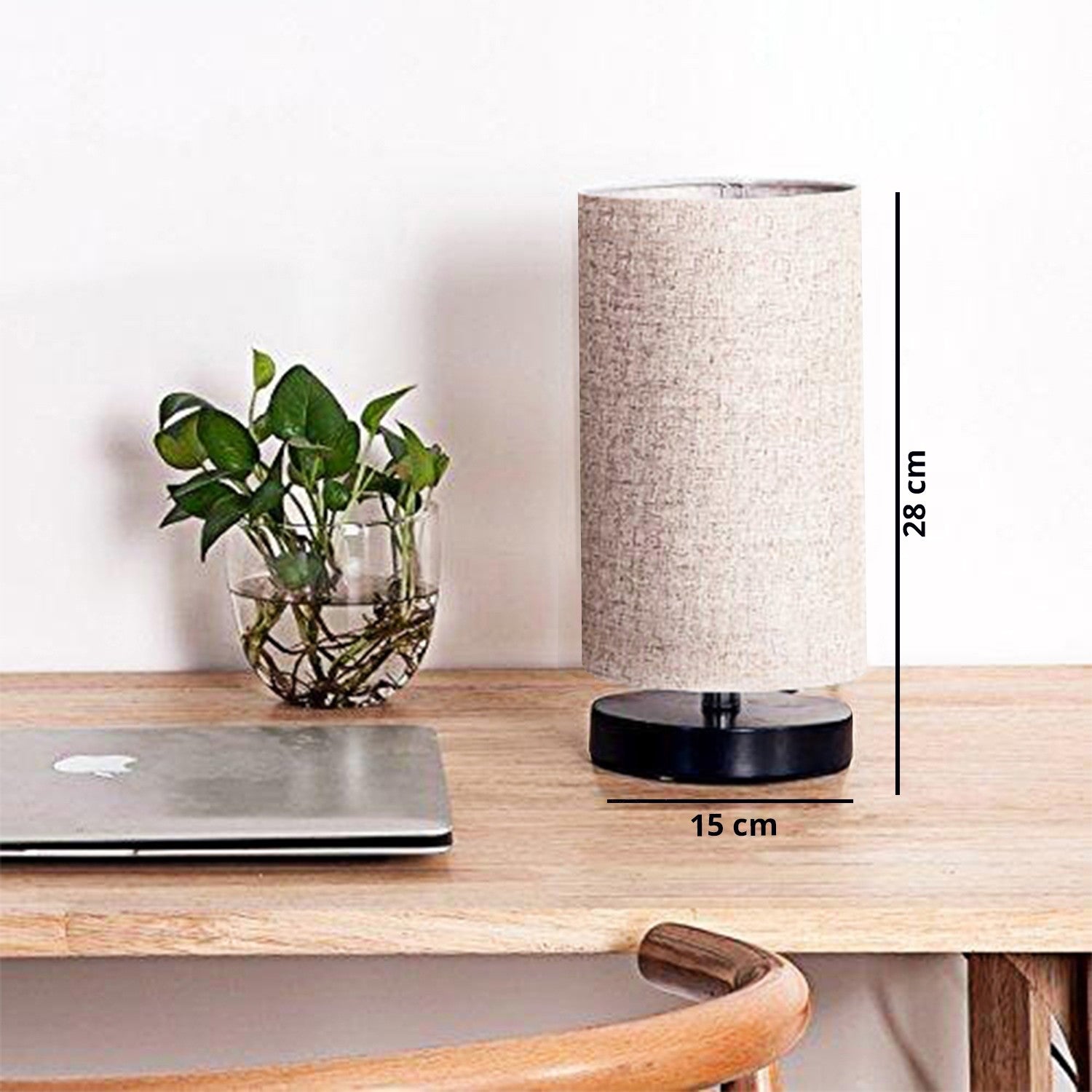 Candeeiro de Mesa – 28 cm – Creme – PVC e Metal