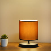 Candeeiro de Mesa – 15 x 15 x 22 cm – Marrom – Tecido