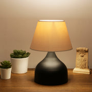 Candeeiro de Mesa – 32 cm – Creme – Metal