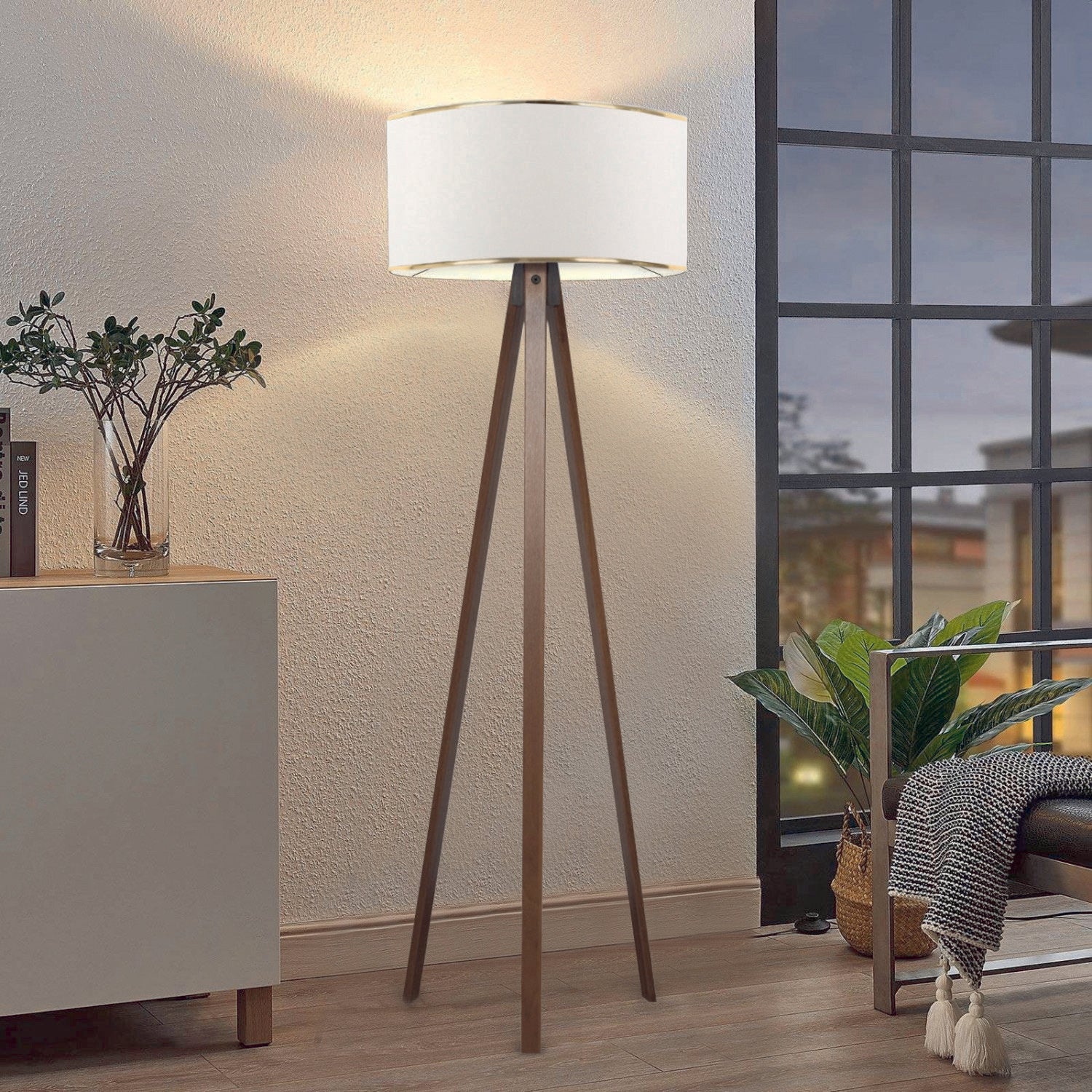 Candeeiro de Pé – 140 cm de altura – Branco – 100% madeira