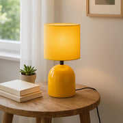 Candeeiro de Mesa – 15 x 15 x 30 cm – Amarelo – Metal