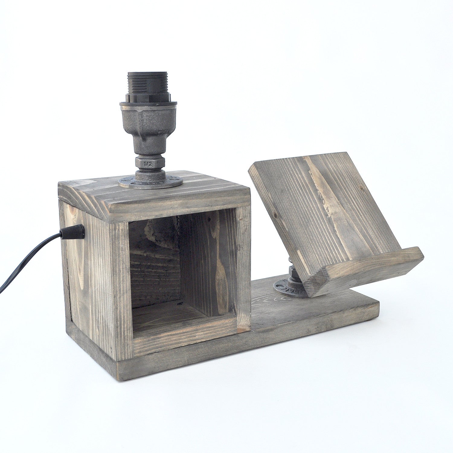 Candeeiro de Mesa – 33 x 24 x 13 cm – Preto – Ferro