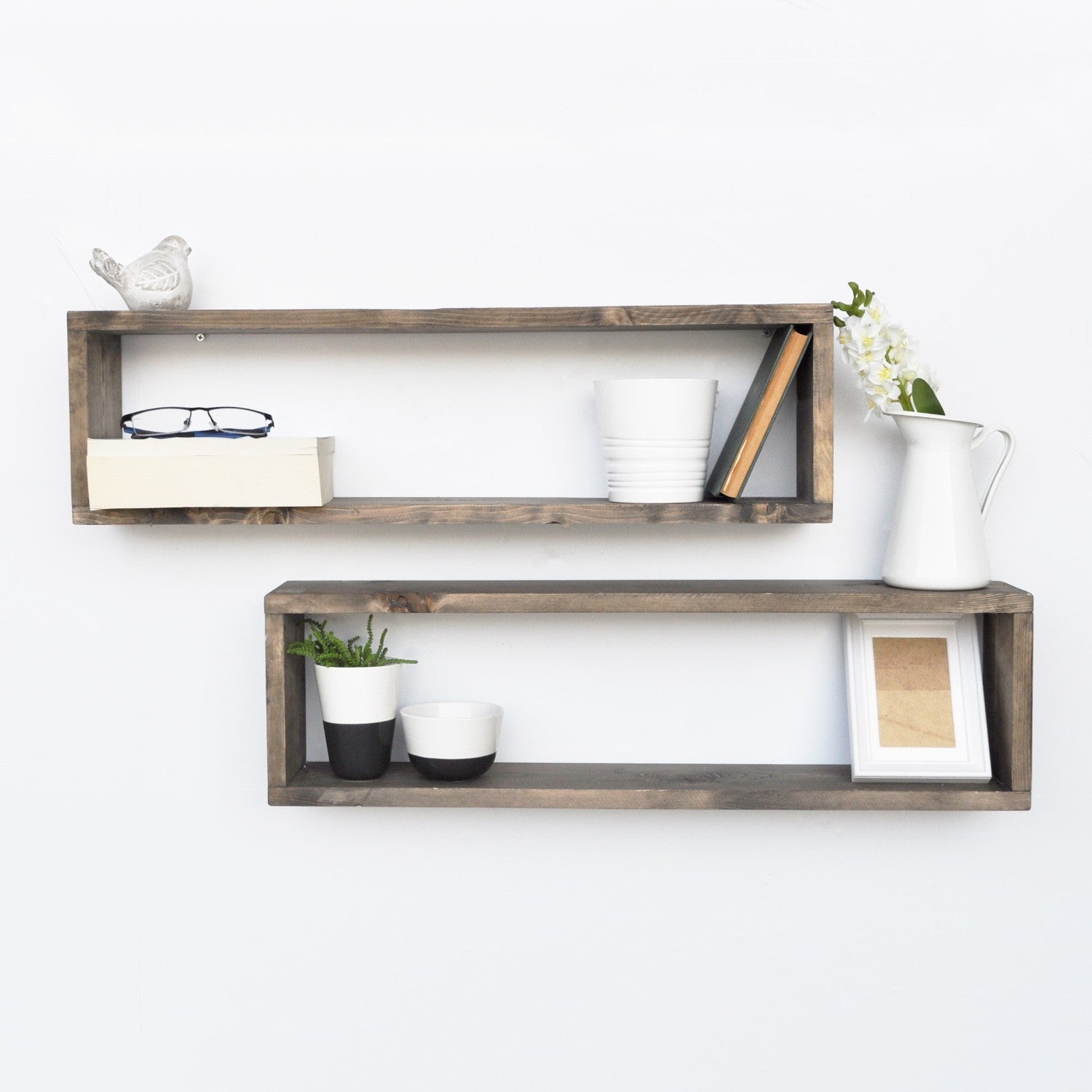 Prateleira de parede – 70cm x 20cm x 12cm – noz – madeira de abeto