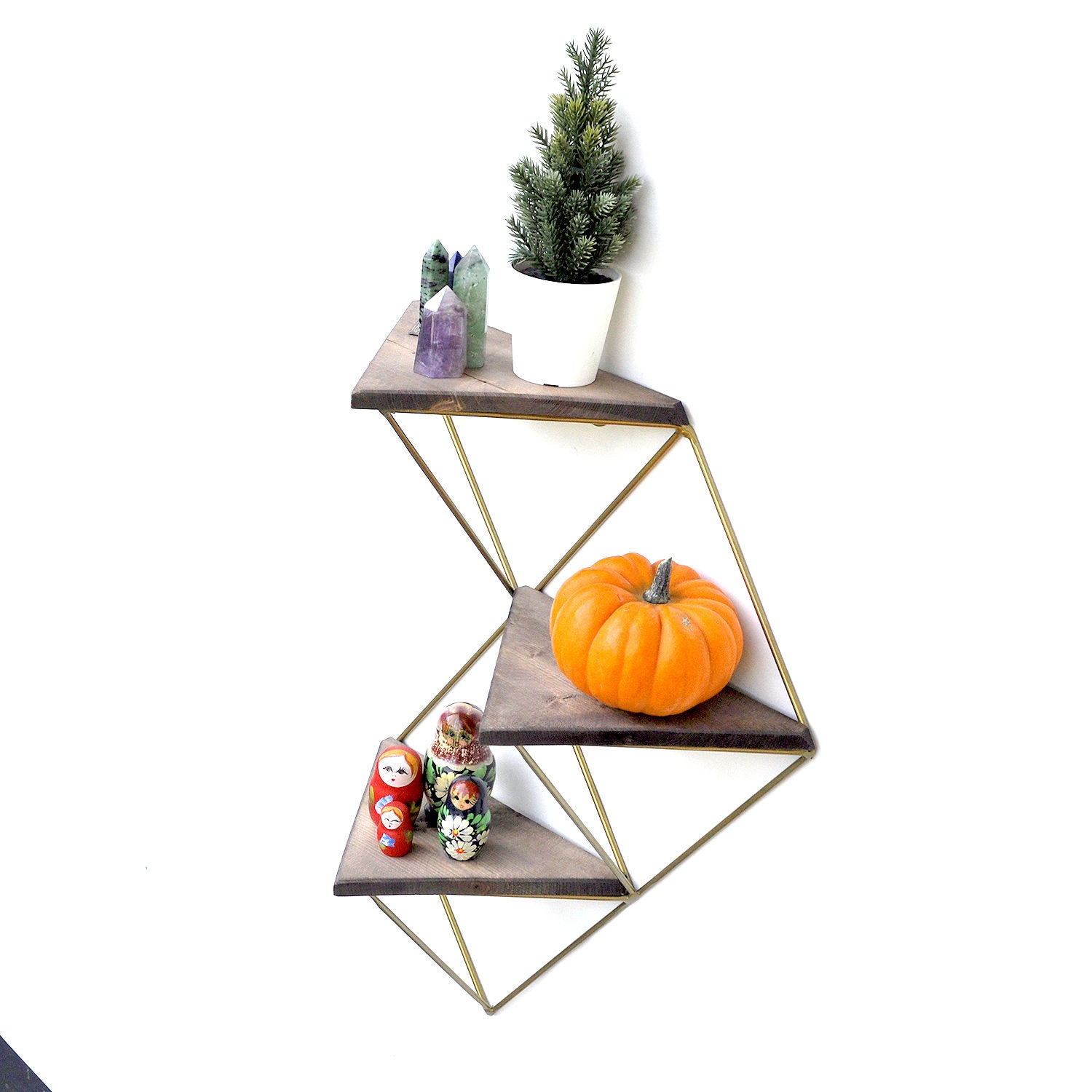 Prateleira decorativa de parede em madeira – 34 cm x 45 cm x 13 cm – Nogueira e Dourado