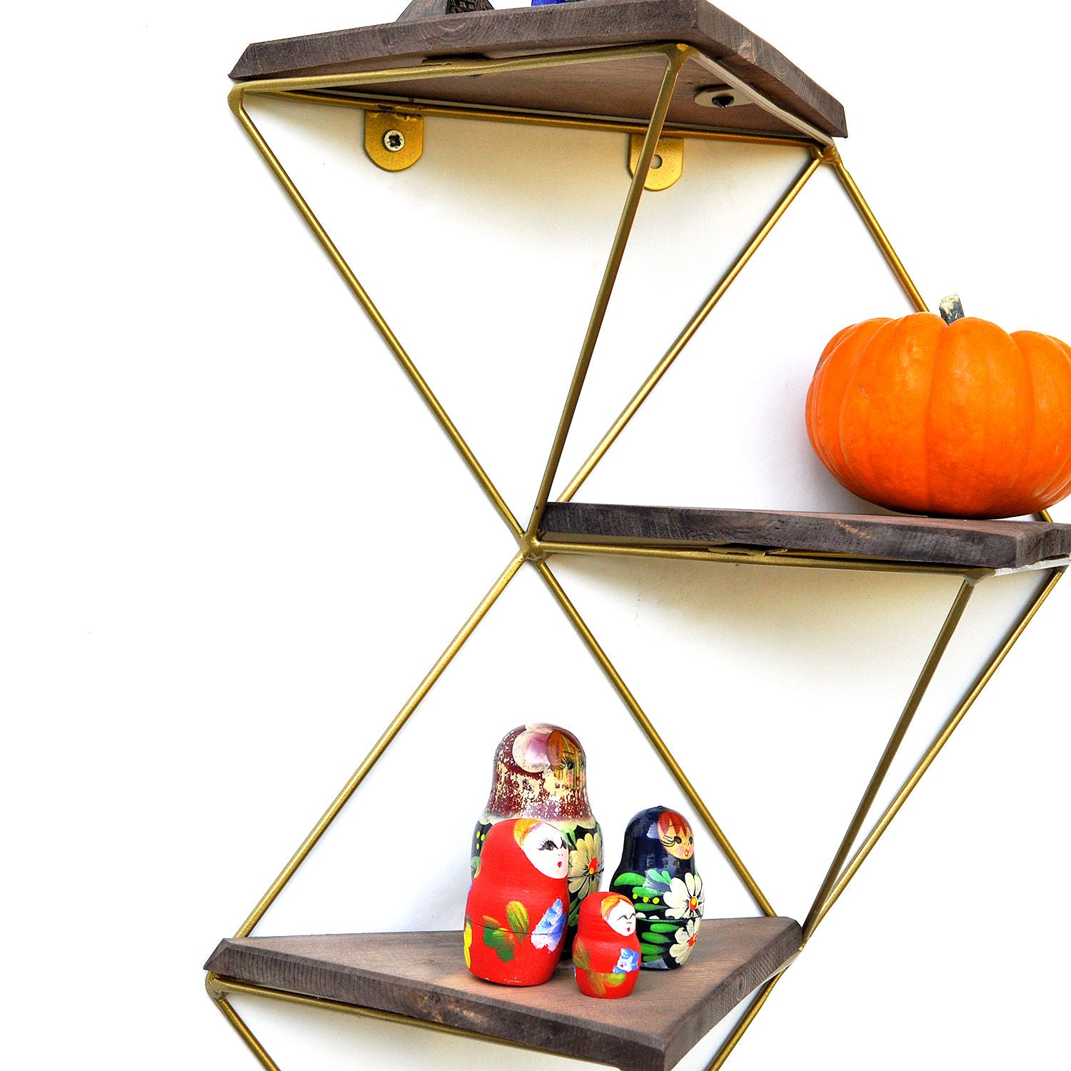 Prateleira decorativa de parede em madeira – 34 cm x 45 cm x 13 cm – Nogueira e Dourado