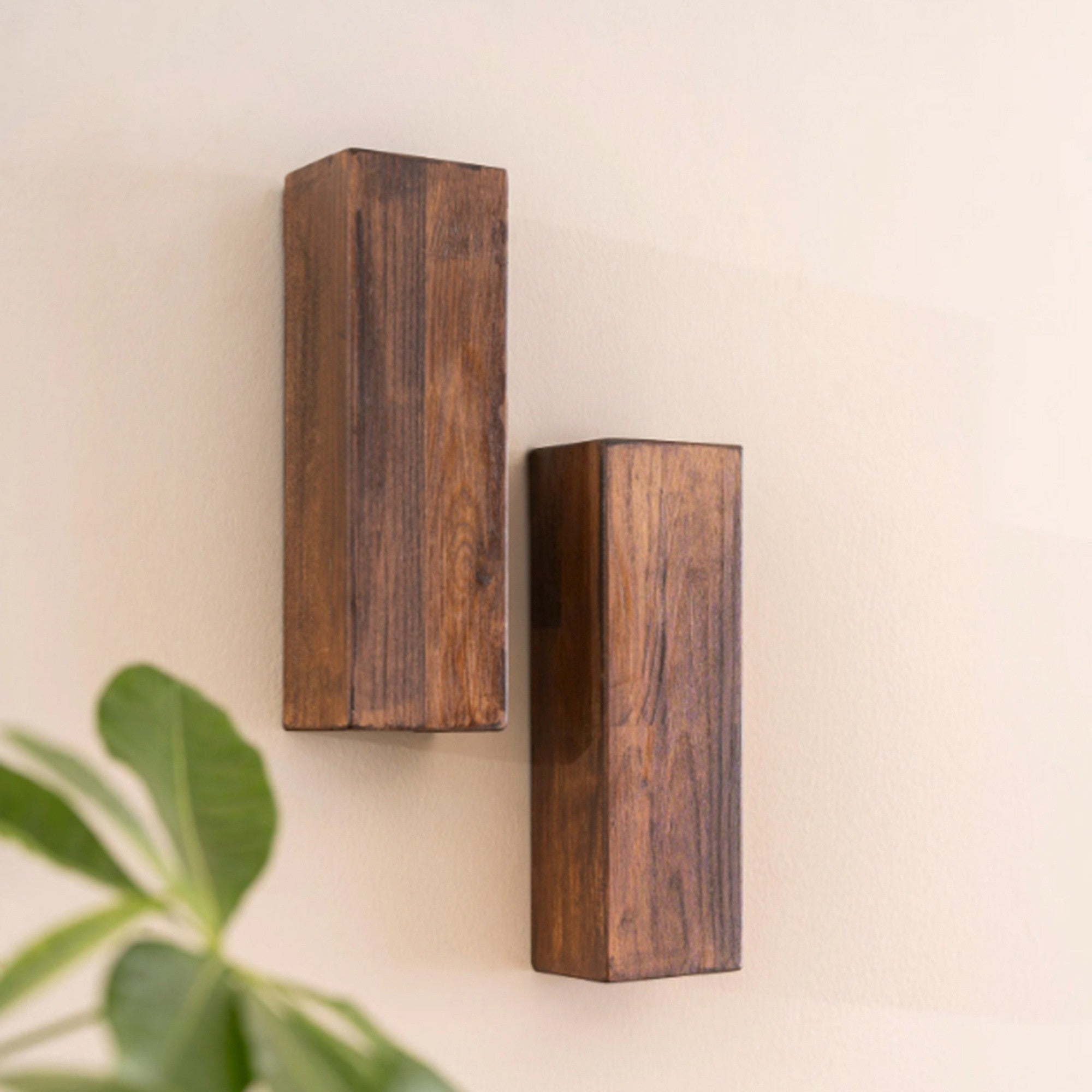Prateleira de parede decorativa – 25cm x 8cm x 6cm – Cor de madeira – Madeira maciça