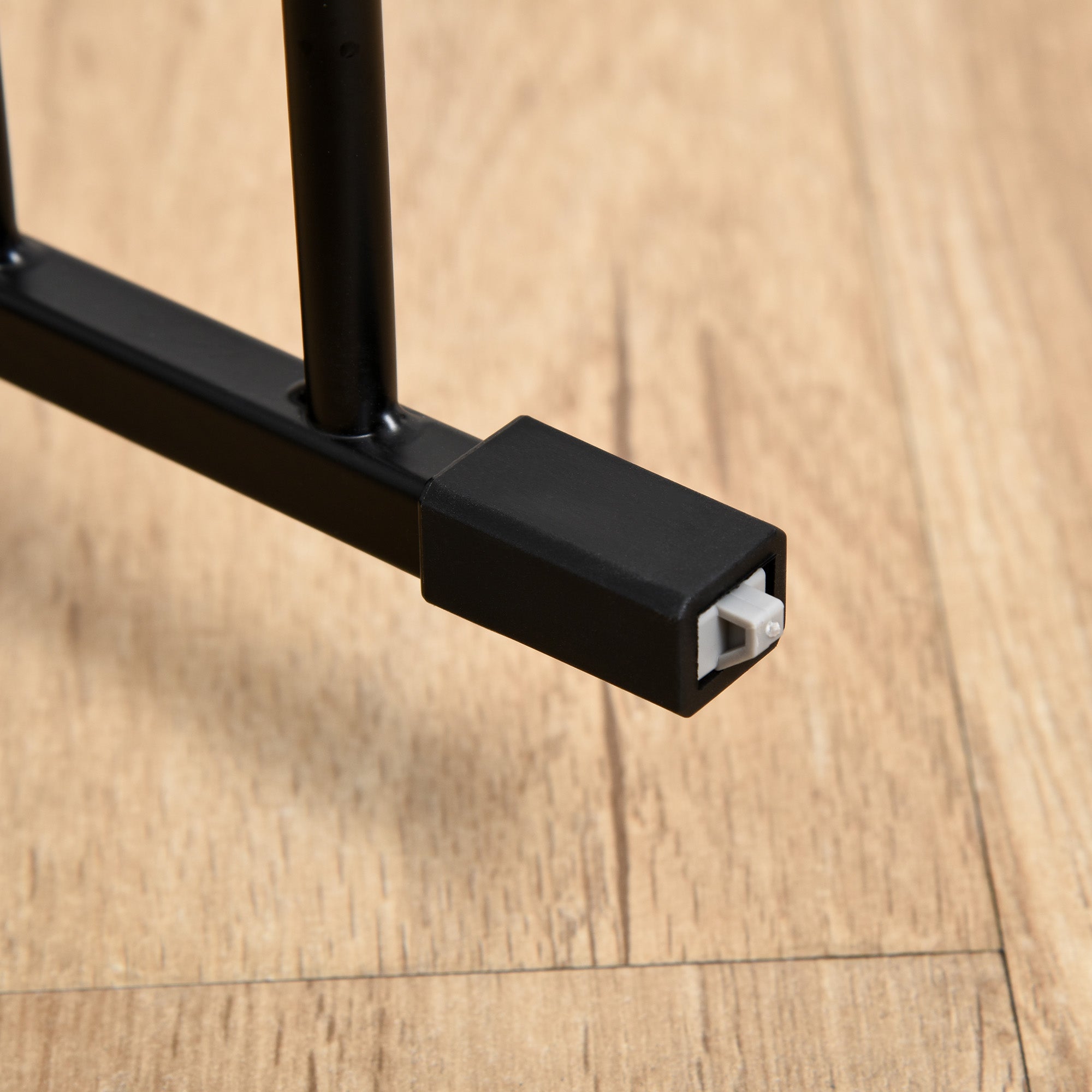 Barreira de Segurança para Animais de Estimação – 300x74,5 cm – Cor Preto – Metal resistente