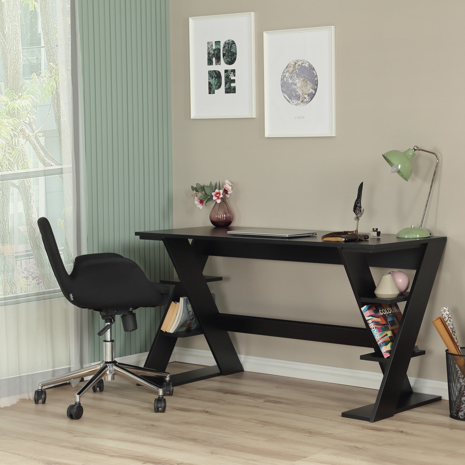 Secretária de Estudo – 140 cm x 73 cm x 60 cm – Preto – Aglomerado