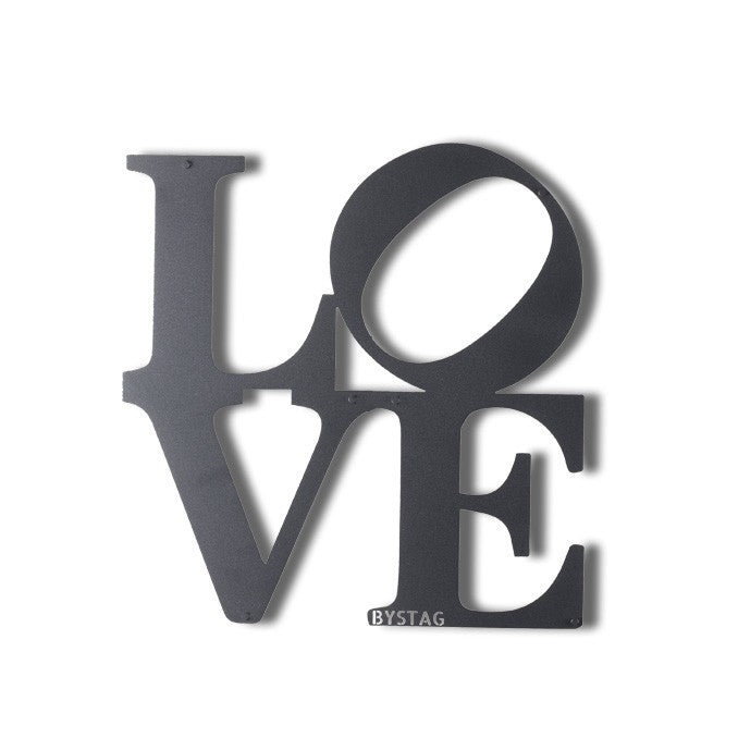 Acessório Decorativo de Parede "Love" em Metal Preto - 33x34cm