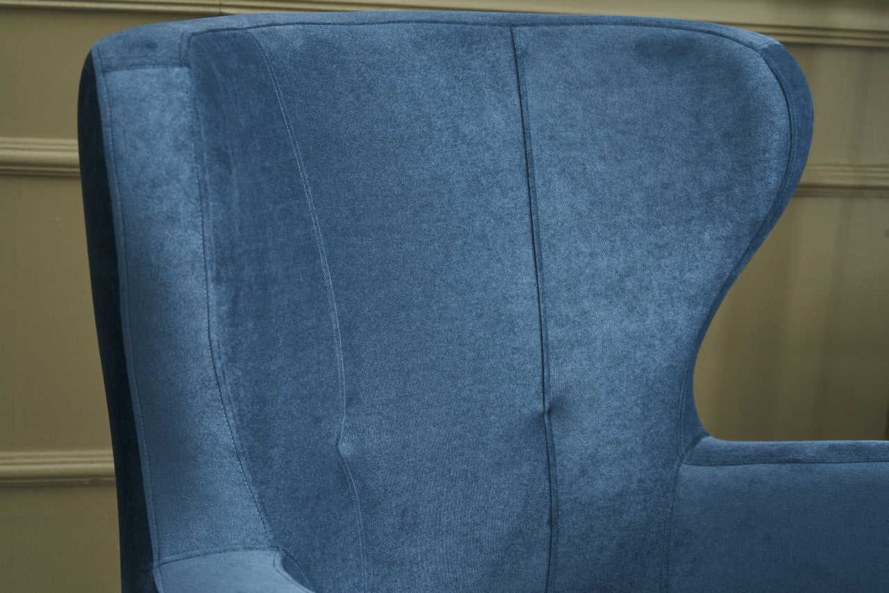 Poltrona Elegante – 73x87x80 cm – Azul – Tecido de Veludo e Madeira de Carpa