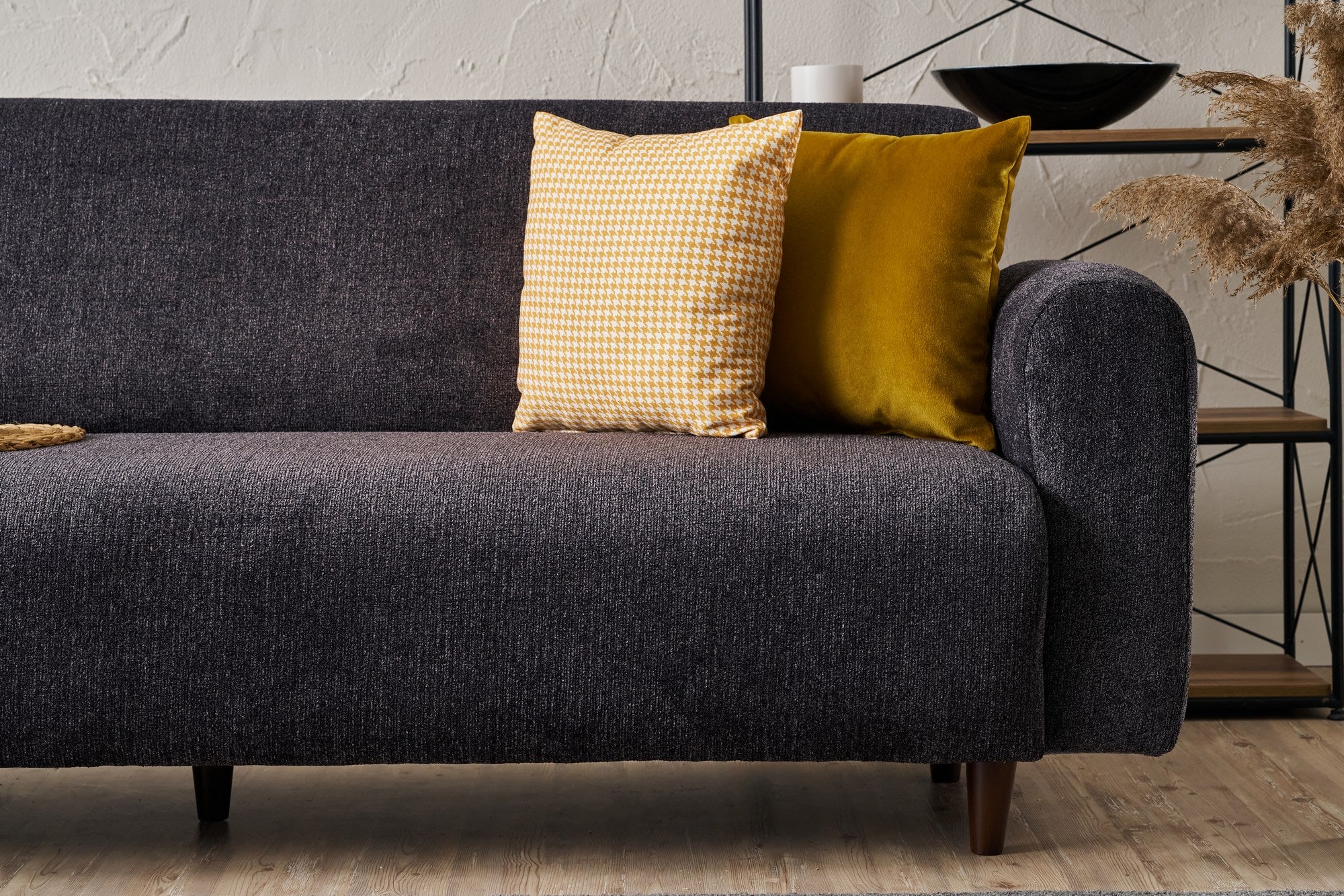 Sofá elegante de 3 lugares, antracite, 220 x 87 x 70 cm | Estrutura de abeto durável, 100% poliéster chenille, espuma 28 DNS | Perfeito para salas de estar modernas