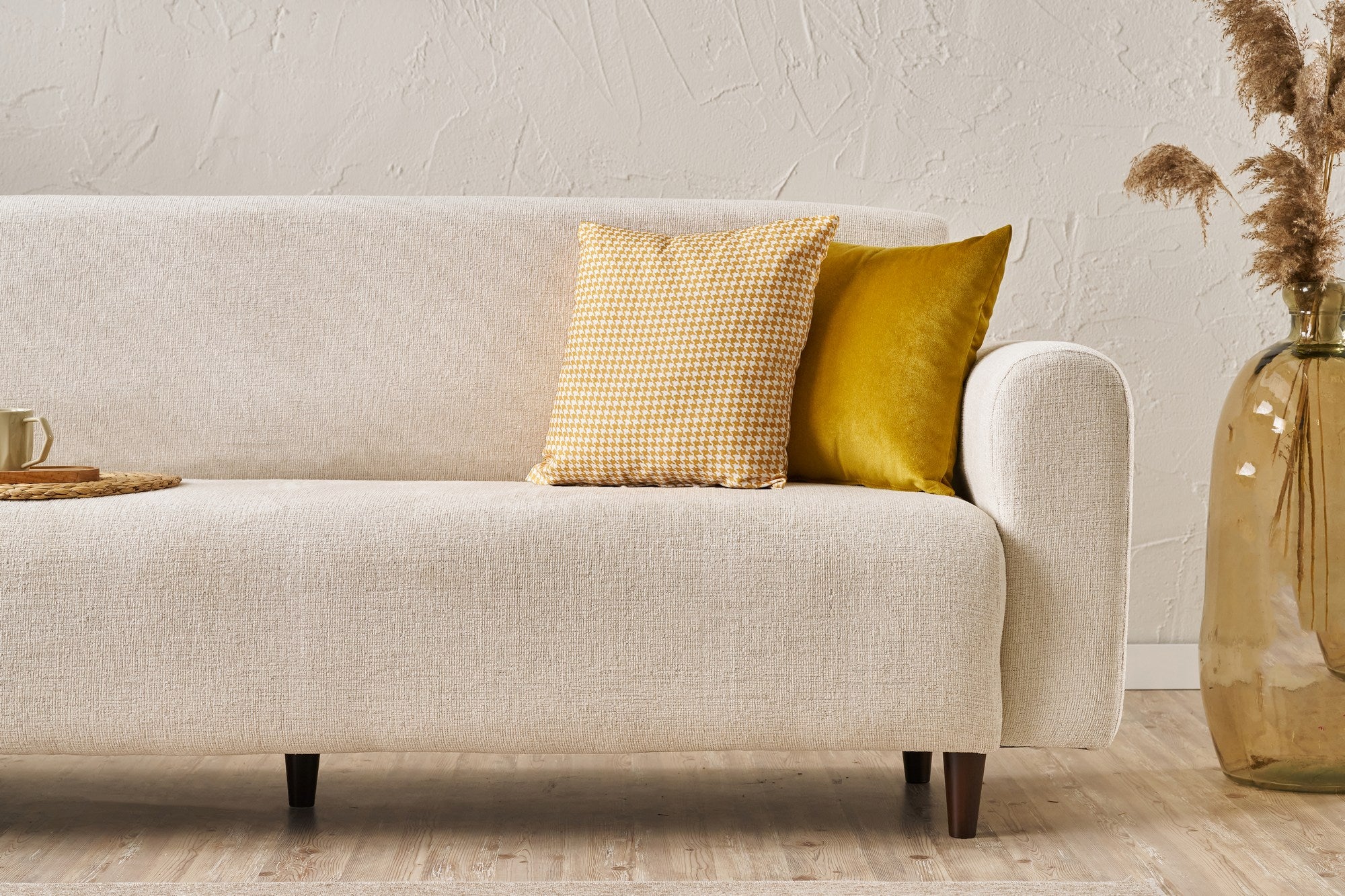 Sofá elegante de 3 lugares, tecido chenille creme, 220 x 87 x 70 cm | Estrutura de abeto durável, espuma 28 DNS, perfeito para salas de estar e lounges modernos