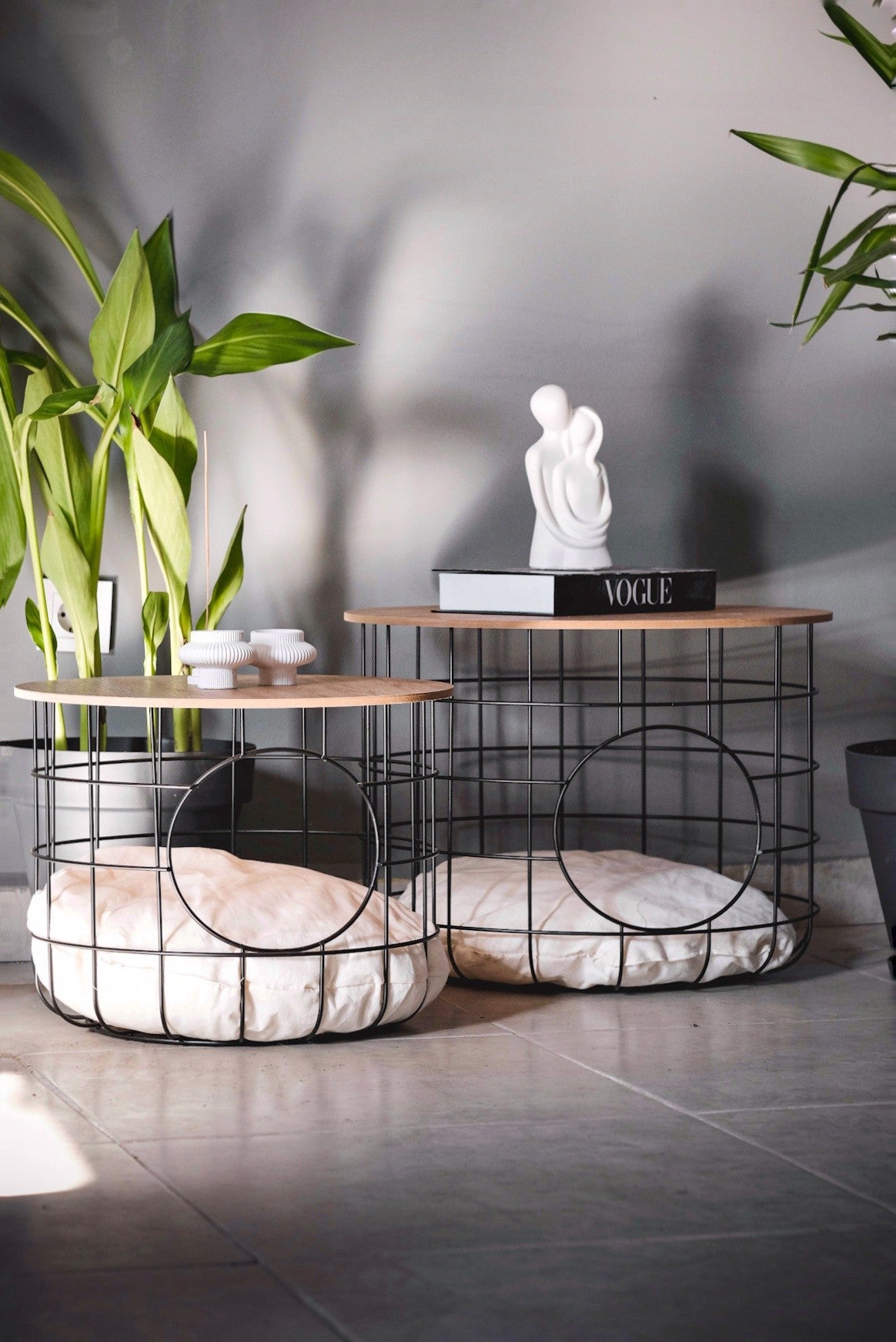 Mesa de Centro – 54cm x 54cm x 41cm – Preto – Madeira Aglomerada