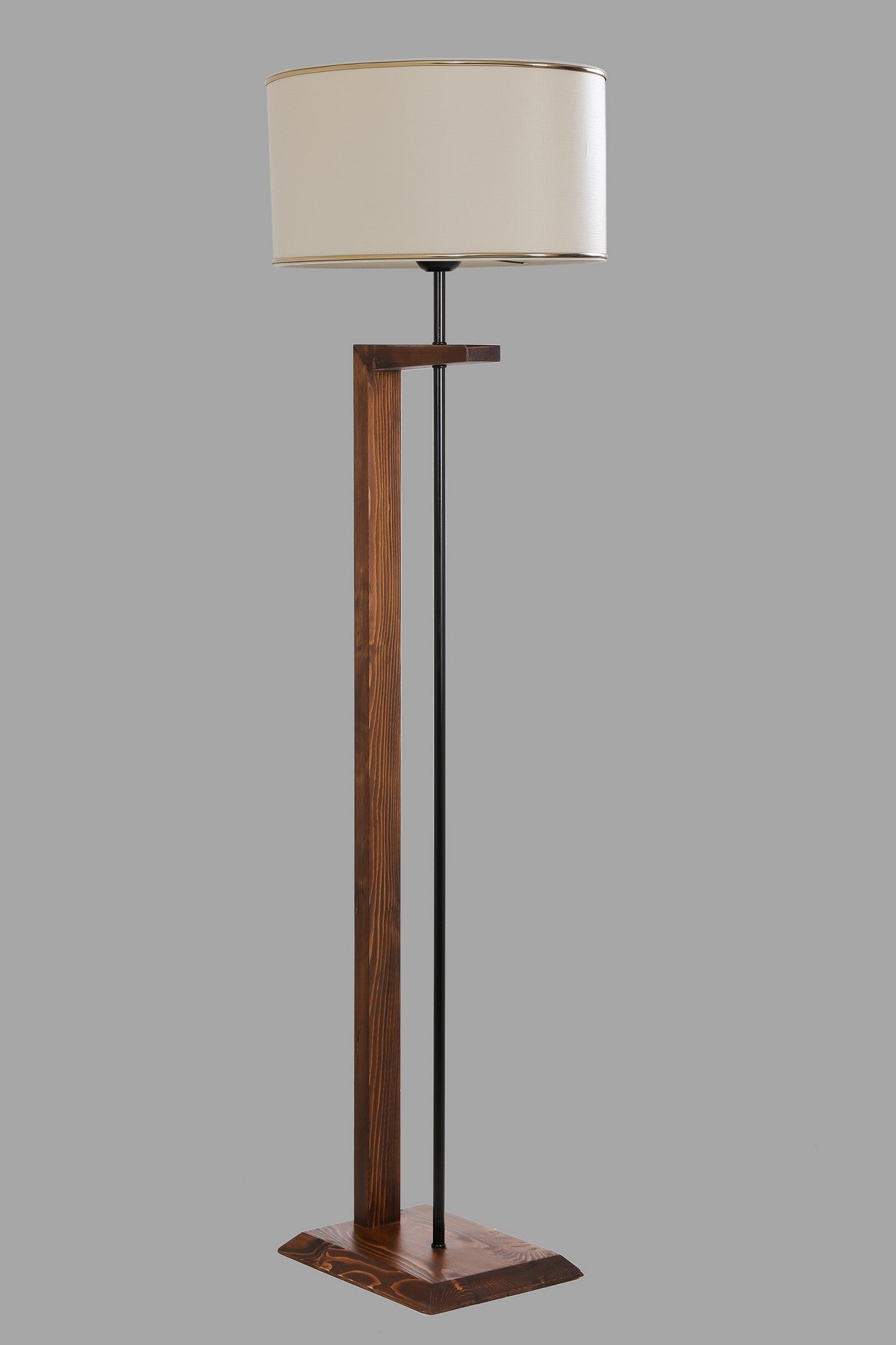 Candeeiro de Pé de Madeira – 165 cm – Nogueira