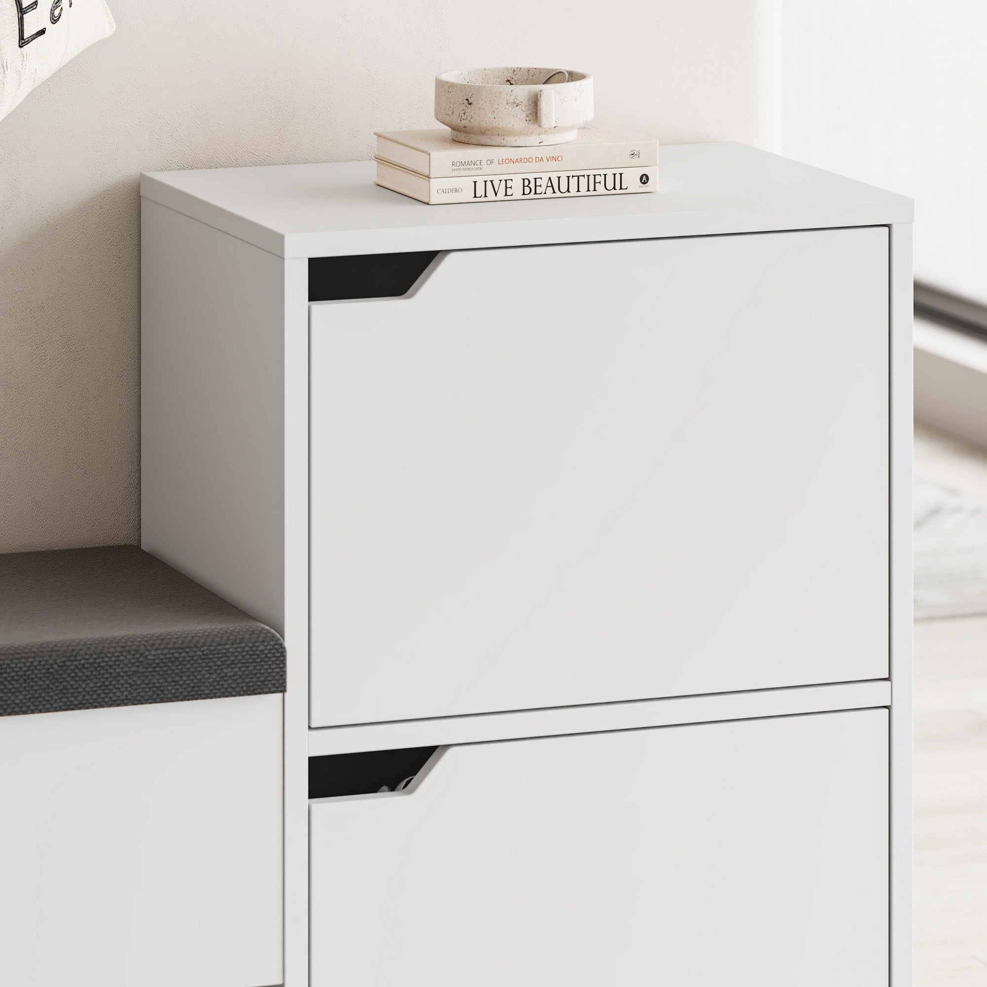 Sapateira – 101,5 x 80,5 x 35,5 cm – Branca – Melamina