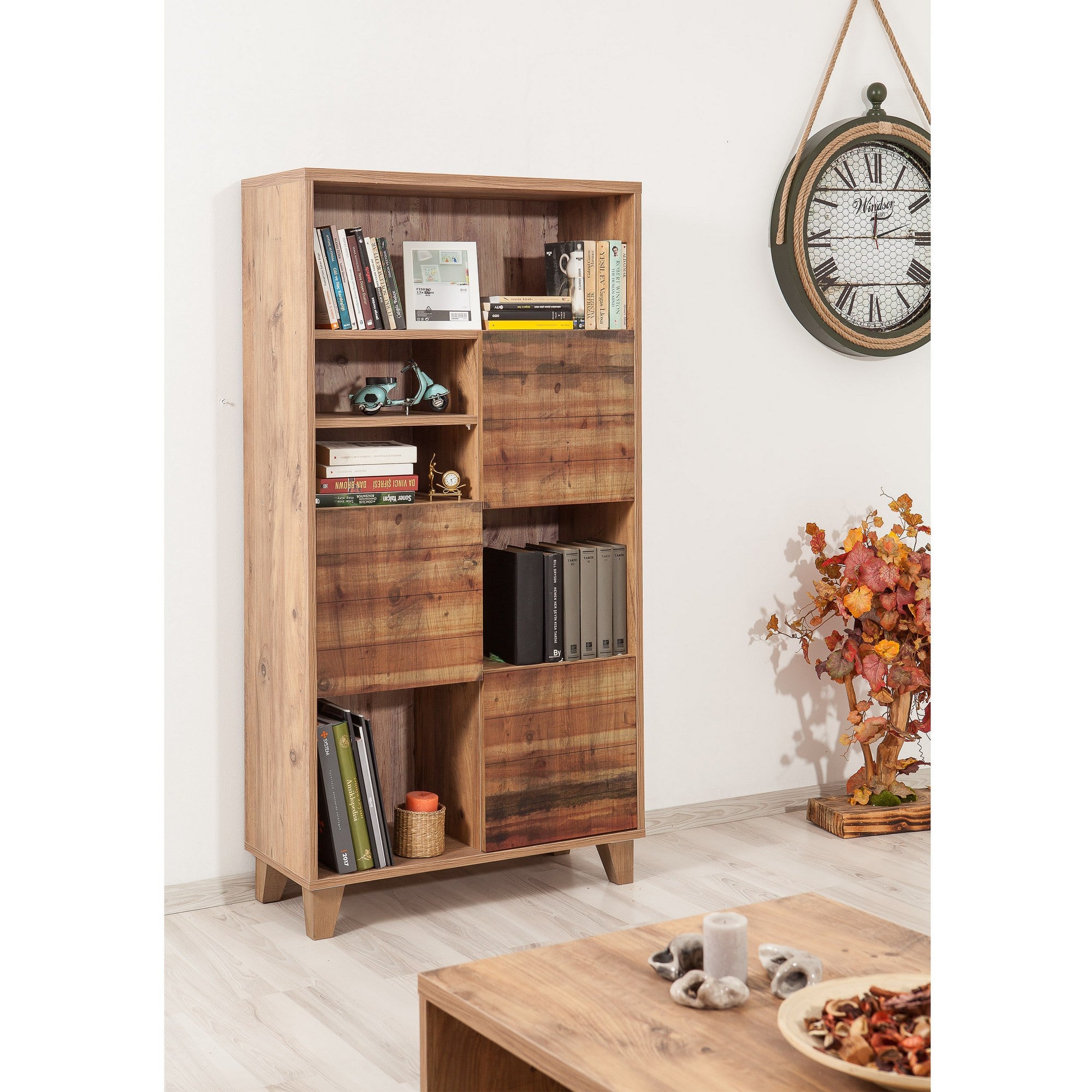 Estante em pinho atlântico – 80 cm x 155 cm x 36 cm – revestida em melamina