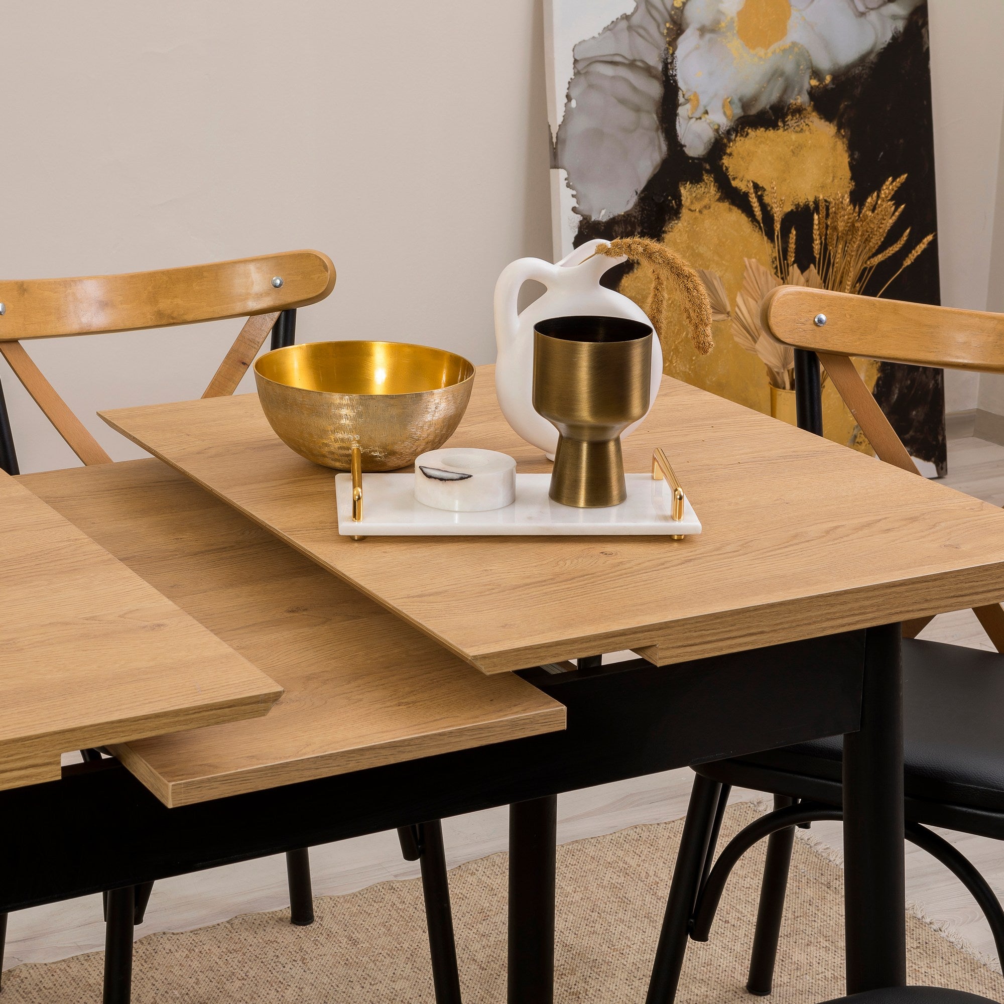 Conjunto de mesa de jantar extensível e cadeiras (5 peças), preto, 120-153 x 75 x 77 cm | 100% revestido em melamina, tecido couro sintético, pernas de madeira de faia | Elegante e funcional para espaços de jantar modernos