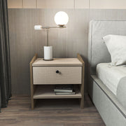 Mesa de cabeceira – 45cm x 45cm x 35cm – Nogueira e Bege – MDF