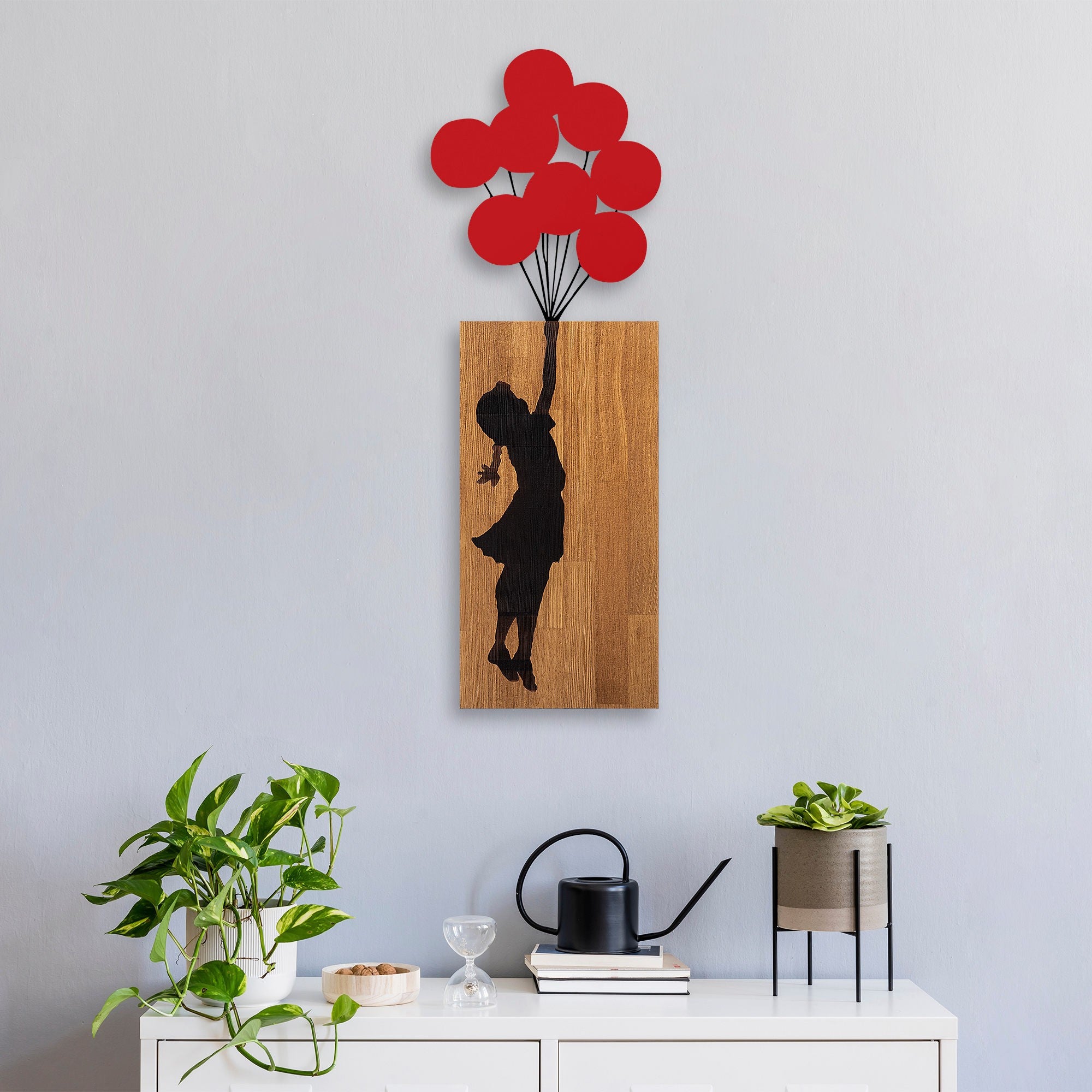 Acessório decorativo de parede – 70 x 62 cm – Nogueira e Preto – Madeira e metal