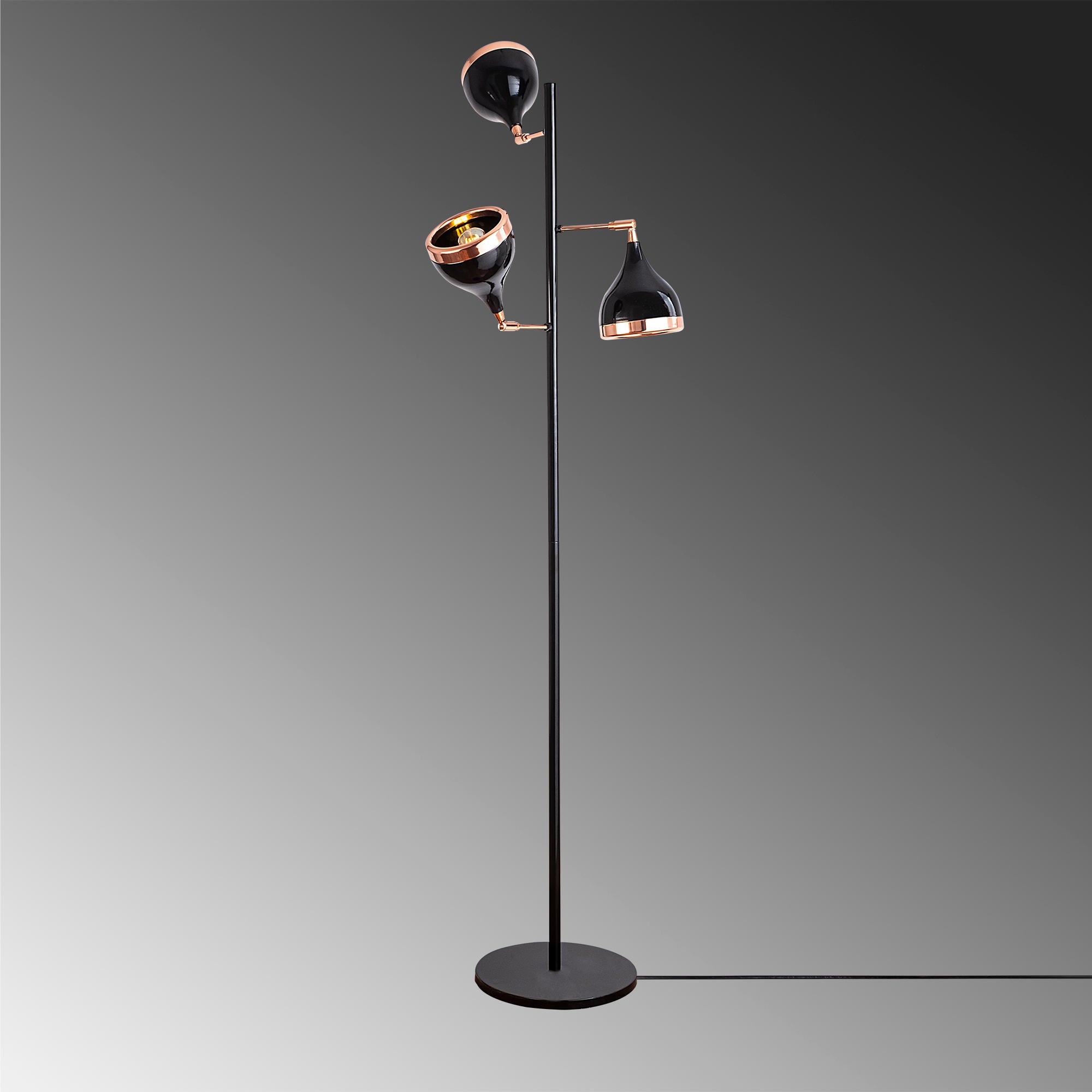 Candeeiro de Pé – 163 cm de Altura – Preto e Cobre – Metal
