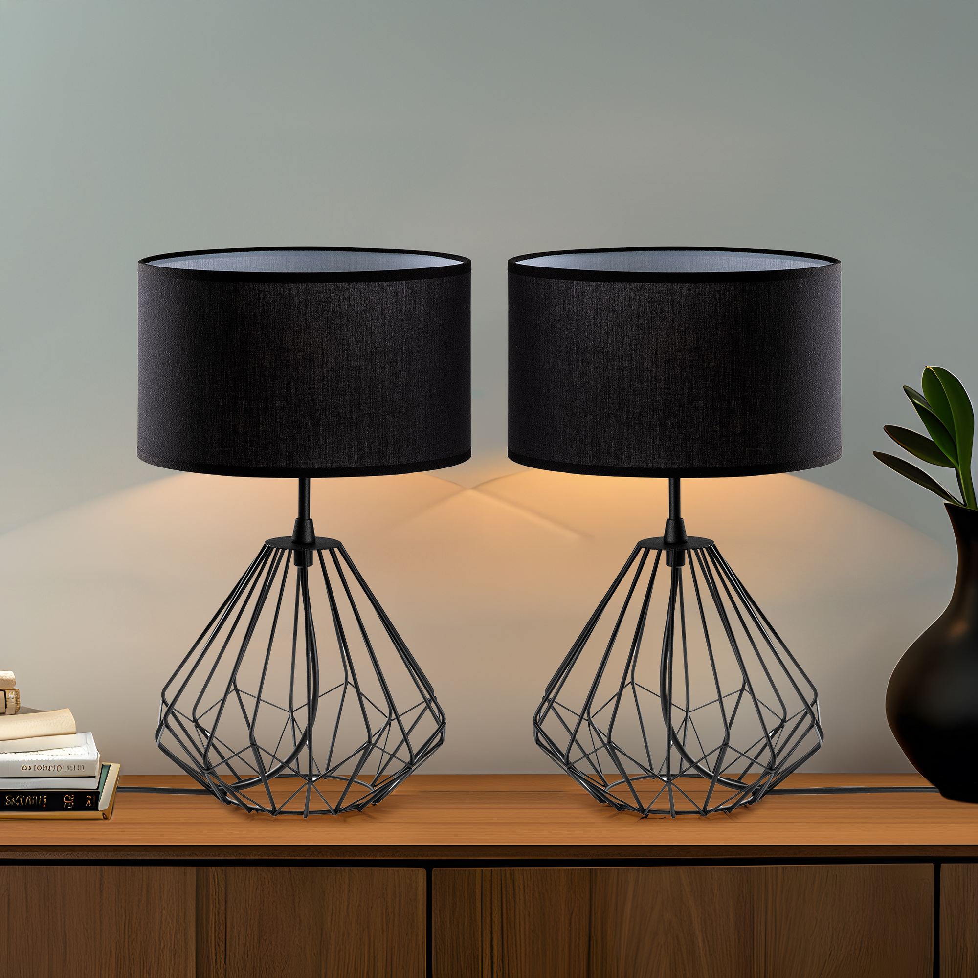 Conjunto de Candeeiros de Mesa – 25 x 25 x 43 cm – Preto – Metal e Tecido