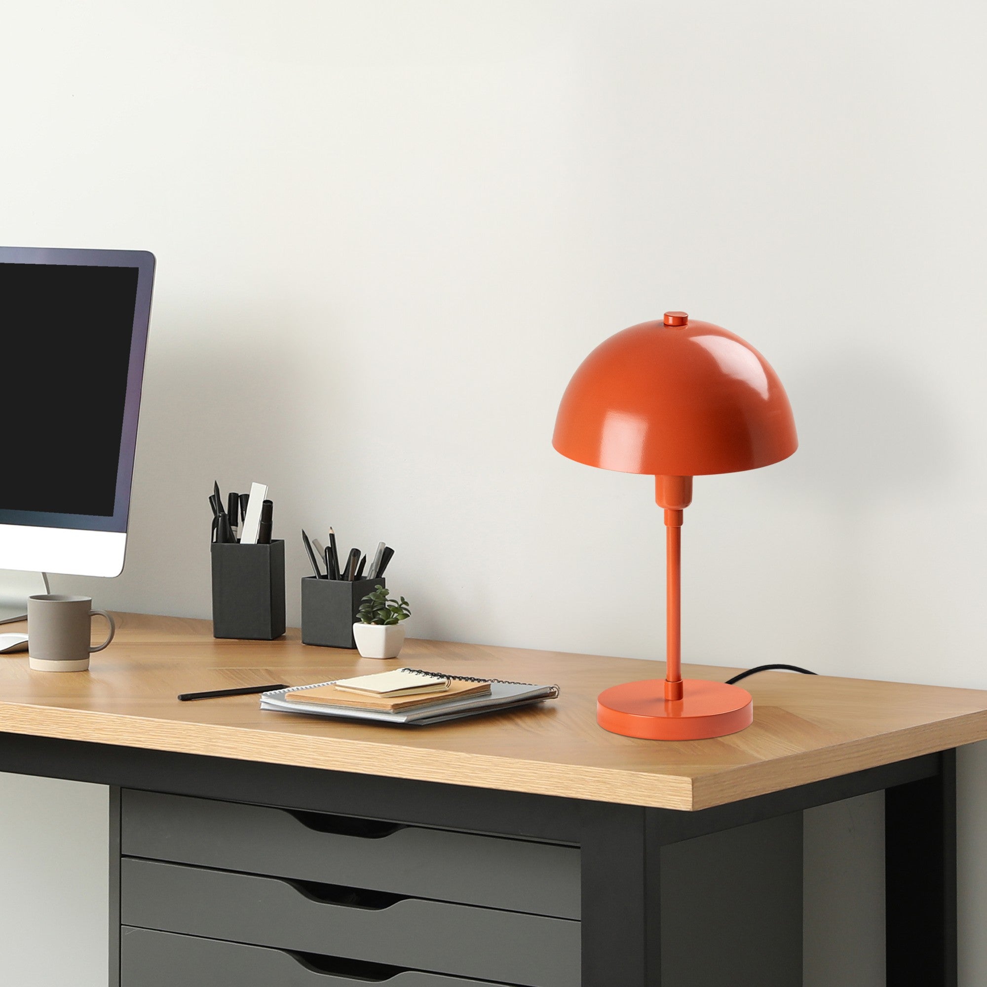 Candeeiro de Mesa – 20 x 20 x 35 cm – Laranja – Metal