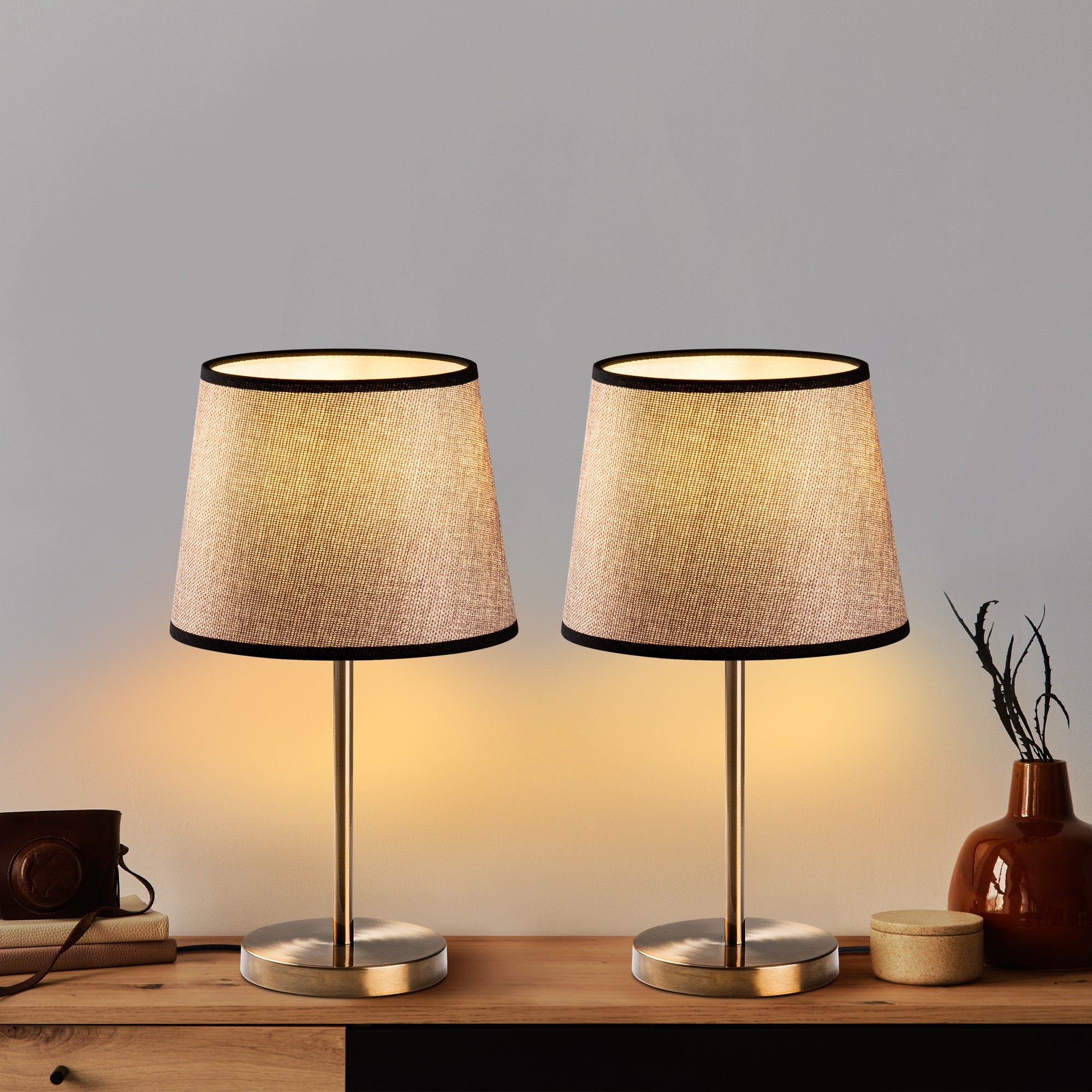 Conjunto de Candeeiros de Mesa – 21 x 21 x 39 cm – Antigo – Metal e Tecido
