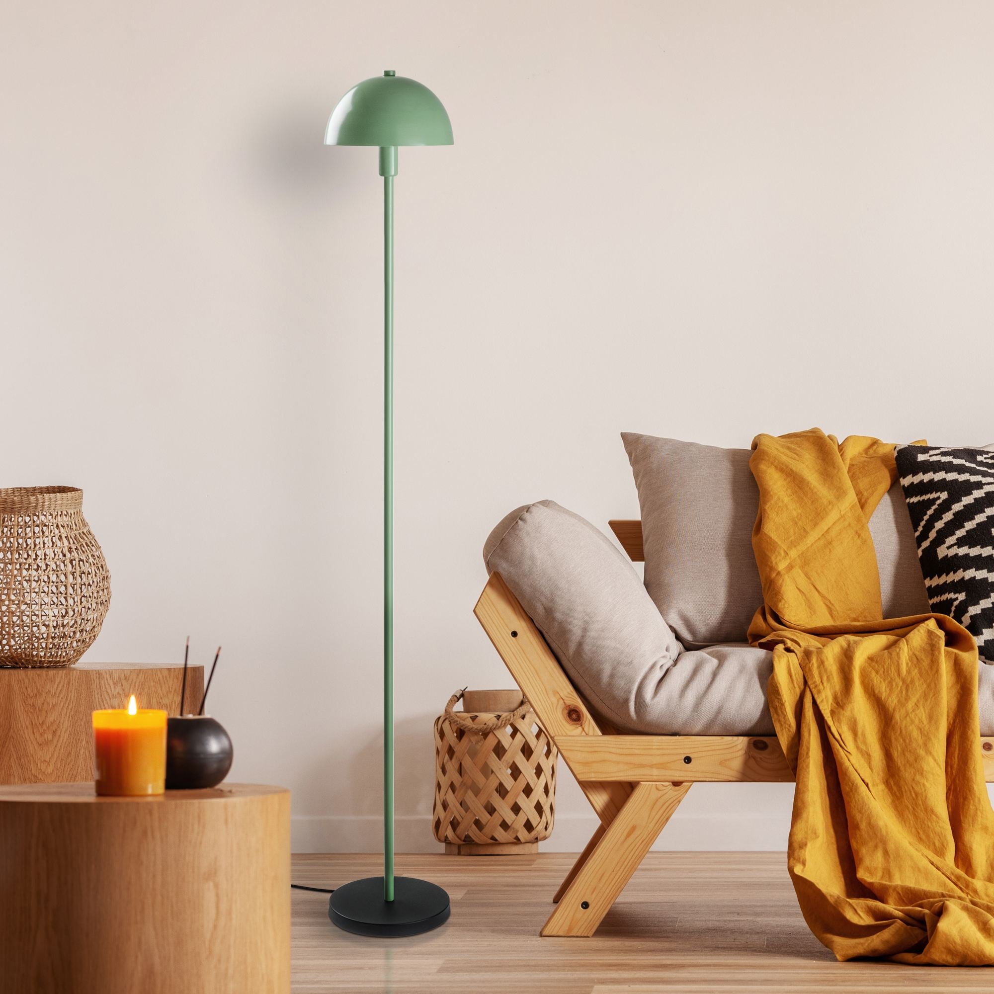 Candeeiro de Pé – 140 cm – Verde – Metal