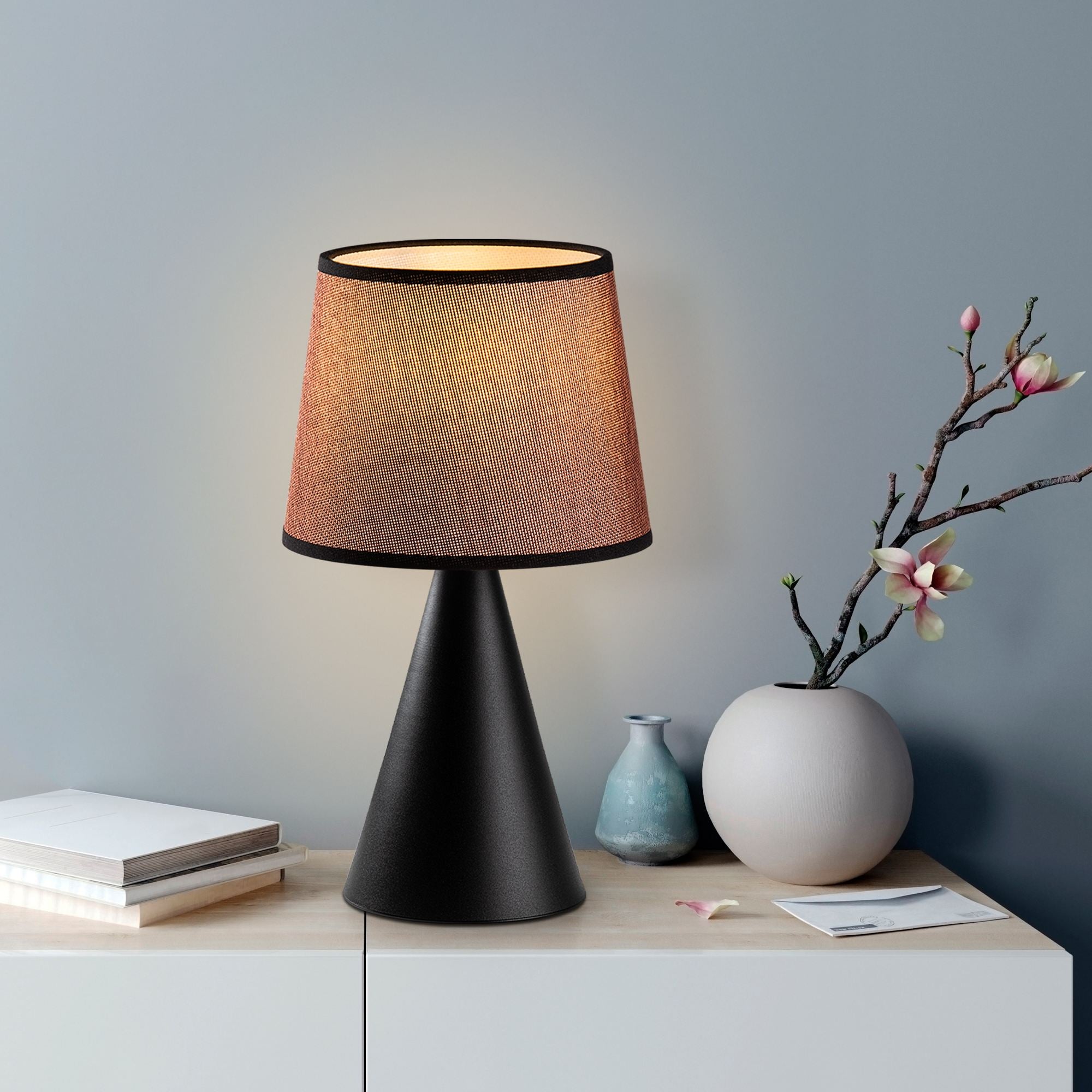 Candeeiro de Mesa – 28x28x52 cm – Preto e Marrom – Metálico