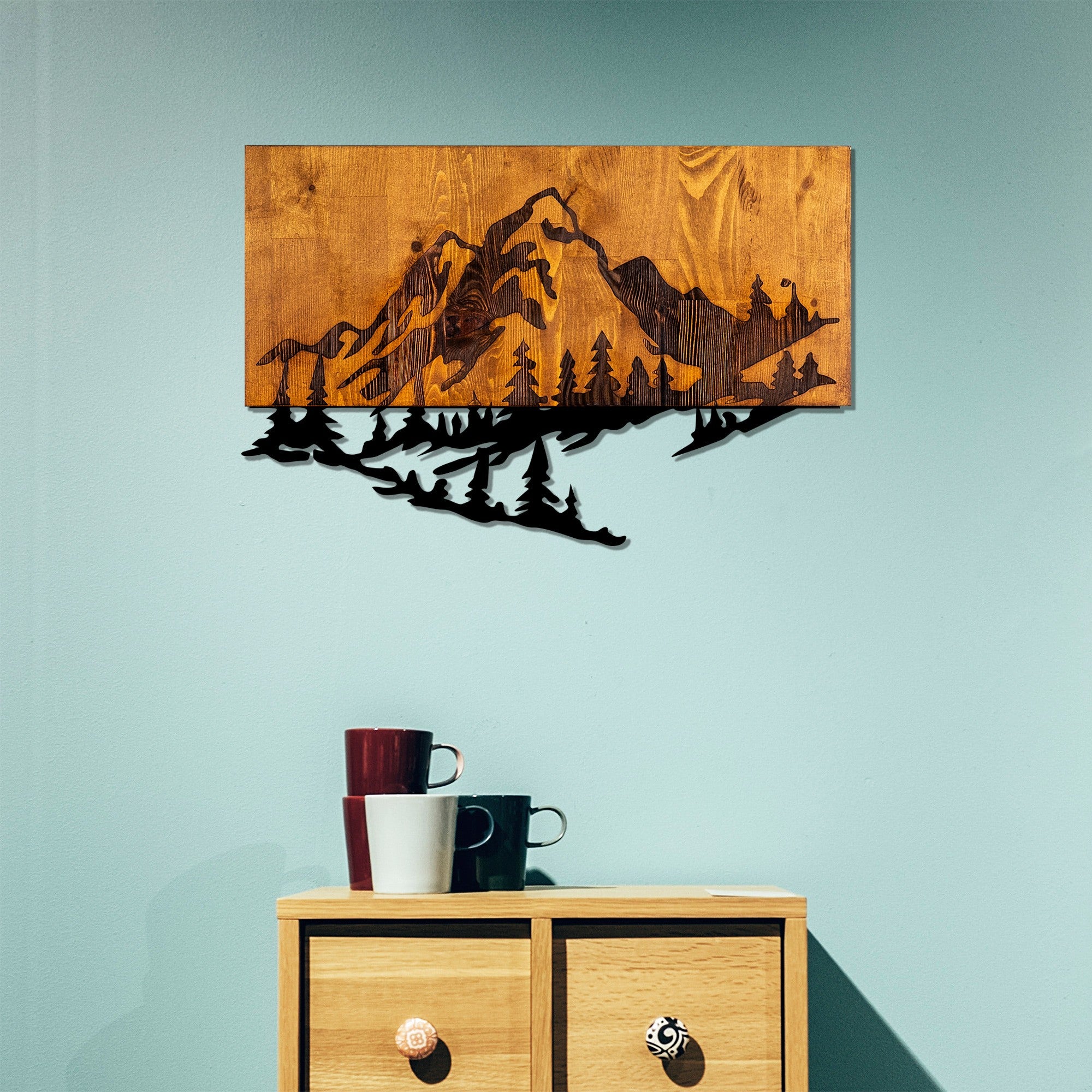 Acessório Decorativo de Parede – 38 x 58 cm – Nogueira e Preto – Madeira e Metal