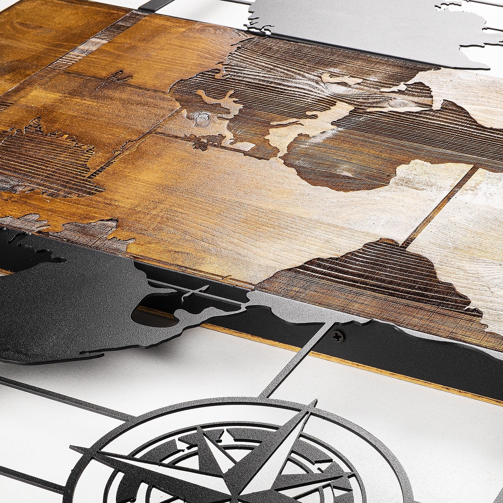 Acessório Decorativo de Parede em Madeira – 58 x 85 cm – Noz e Preto – 50% Madeira e 50% Metal