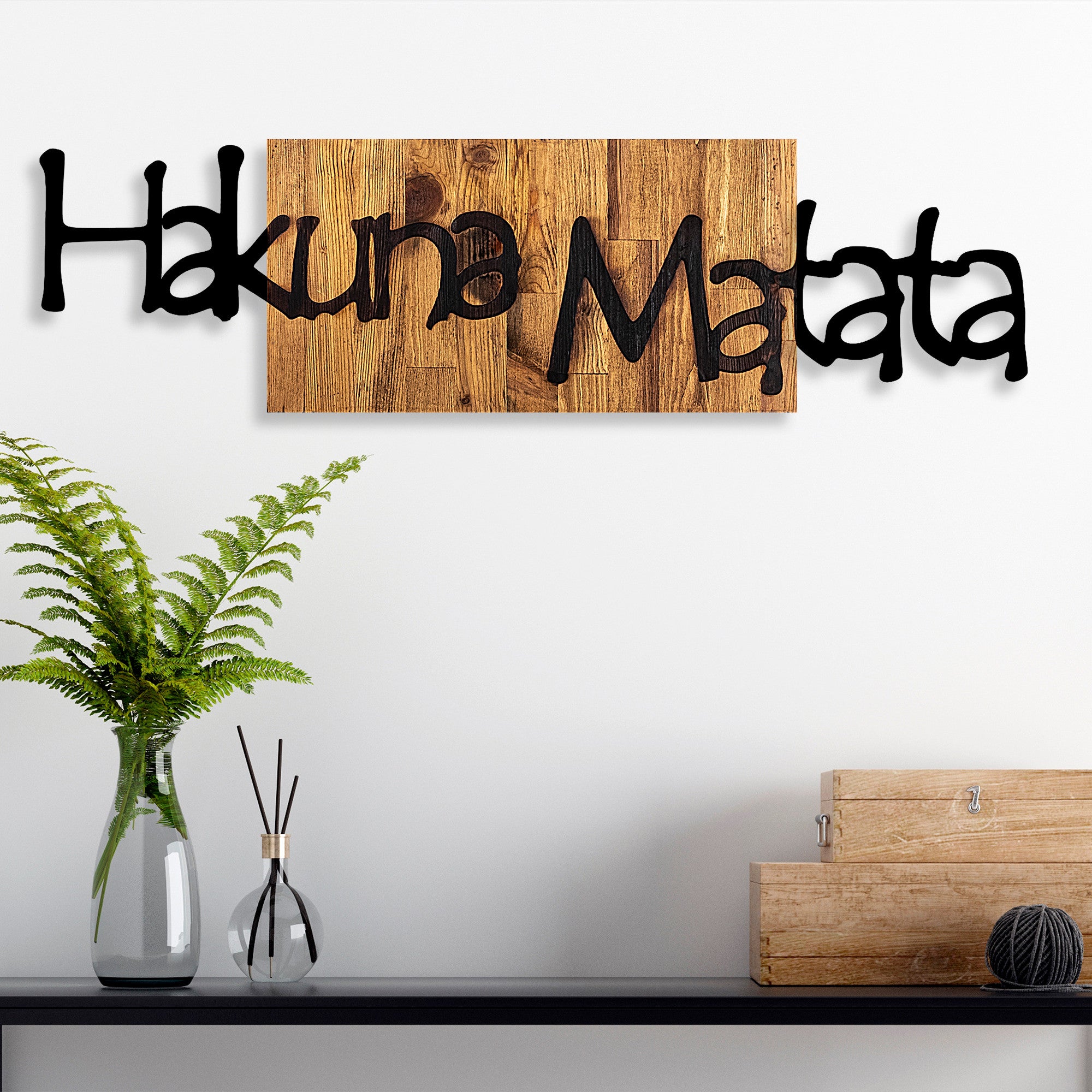Acessório decorativo de parede – 108 x 3 x 30 cm – Preto e Nogueira clara – Madeira e metal
