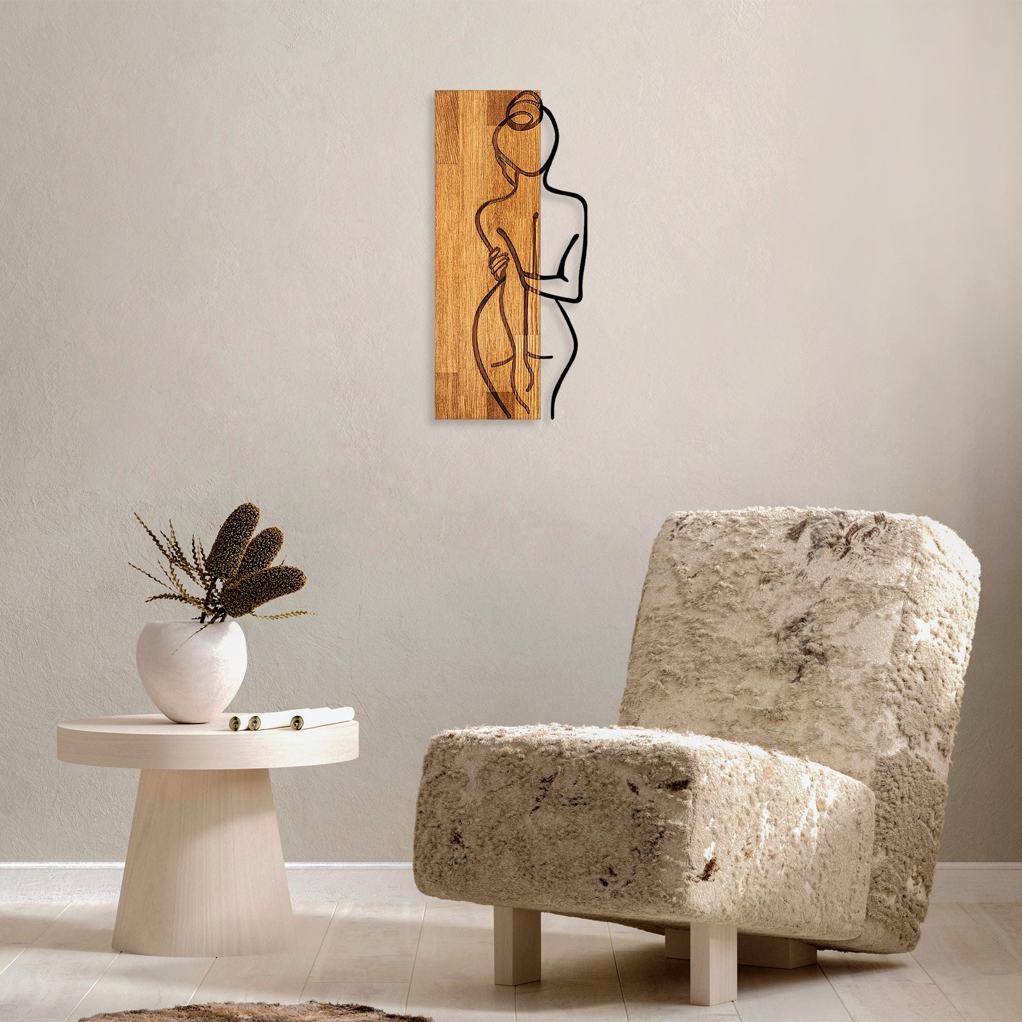 Acessório Decorativo de Parede – 27 x 58 cm – Nogueira e Preto – Madeira e Metal