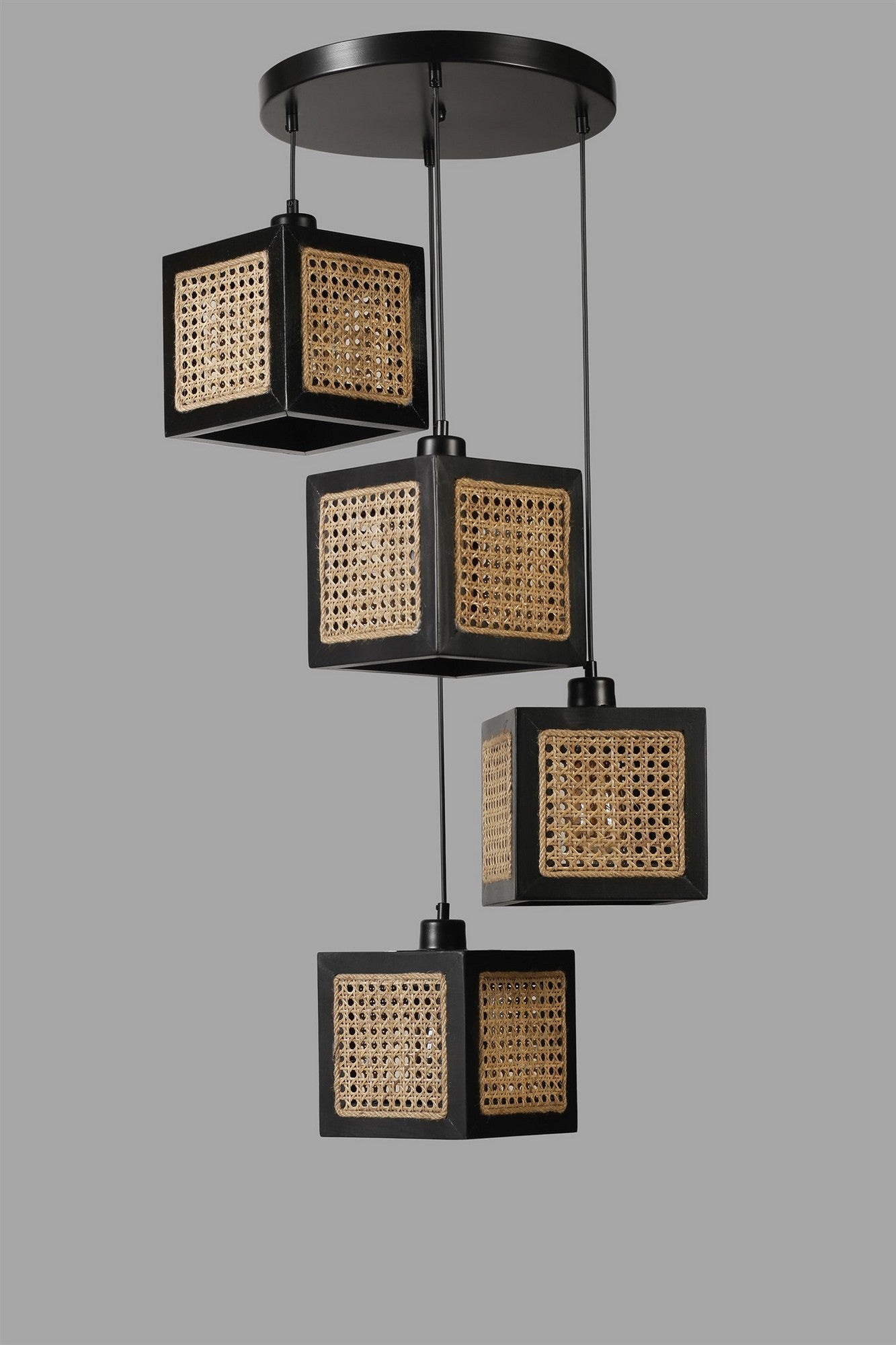 Candeeiro de Teto – 70 cm – Preto – Rattan